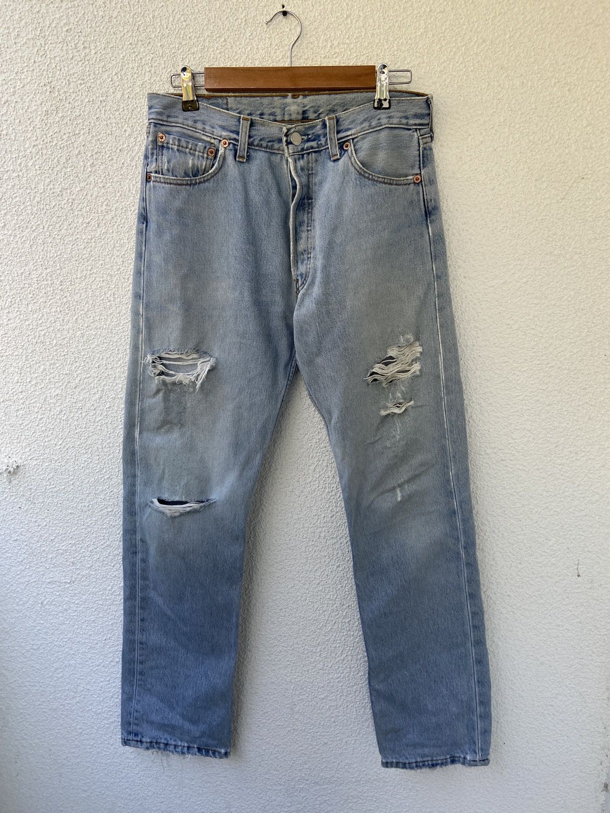 Levi's × Vintage 90s Levi’s 501 distressed Denim vintage jeans made in Uk Size US 30 / EU 46 - 1 Thumbnail