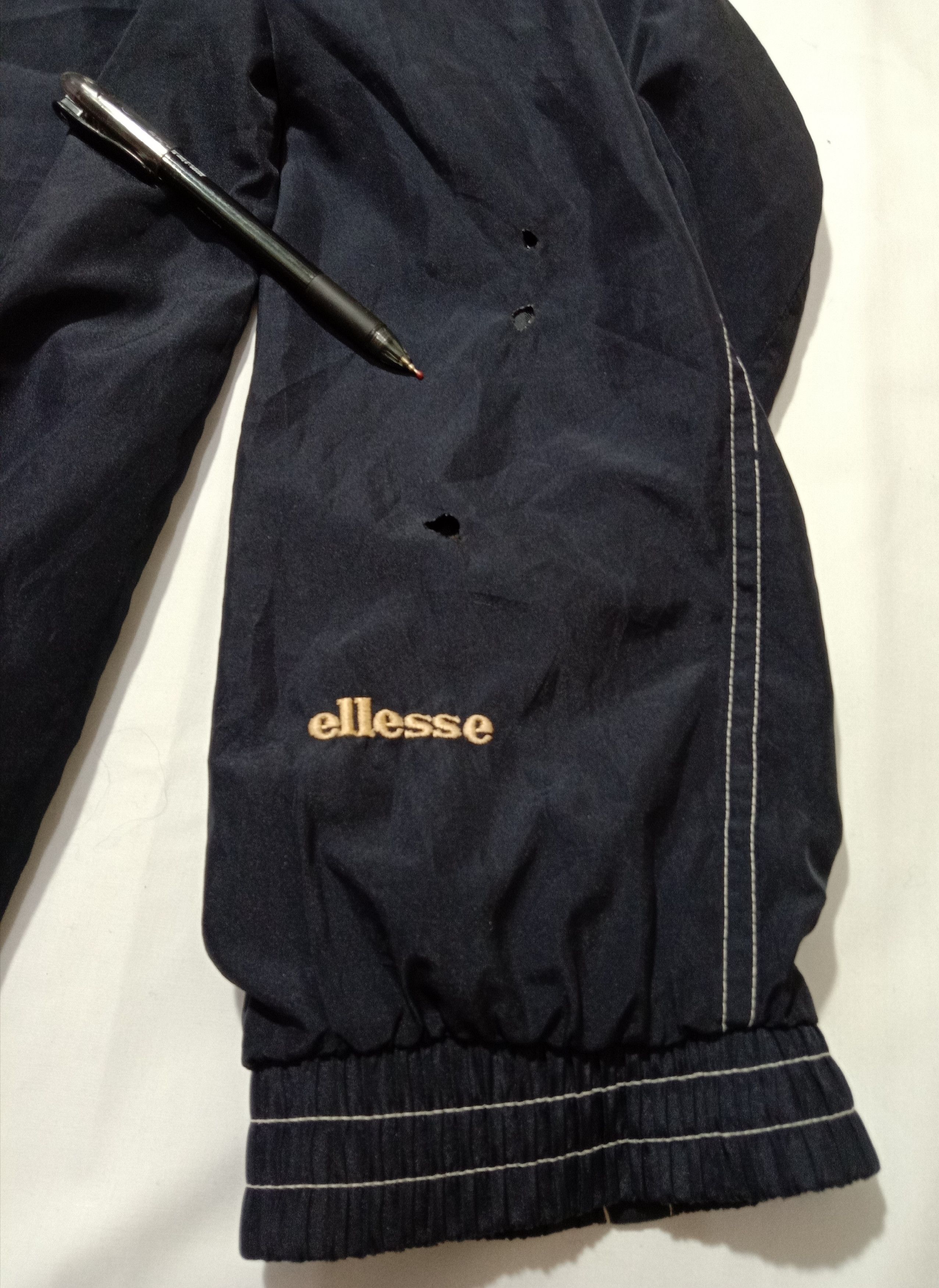 Ellesse Vintage ELLESSE Windbreaker Raincoat Jacket Embroidery Logo Size US XL / EU 56 / 4 - 14 Thumbnail