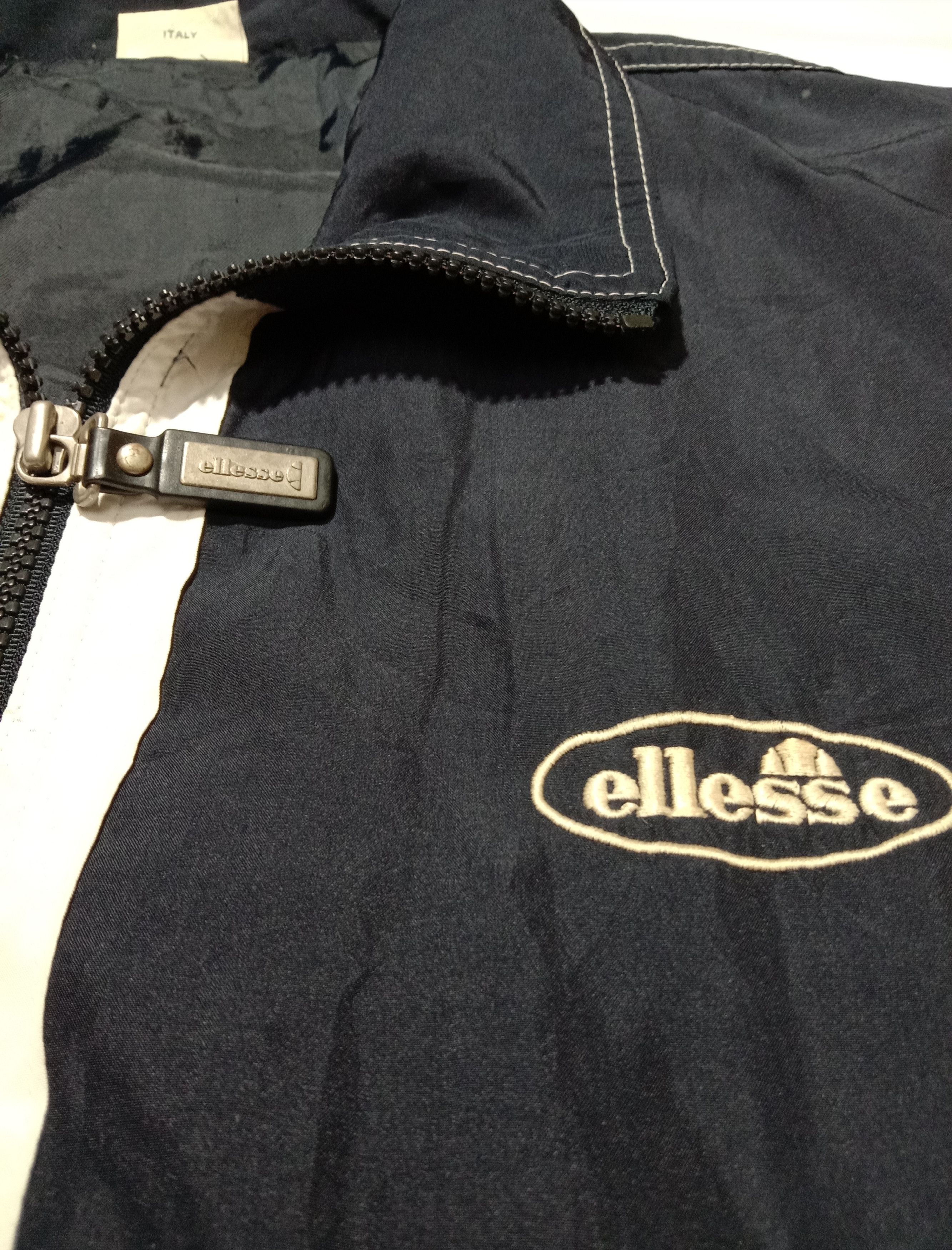 Ellesse Vintage ELLESSE Windbreaker Raincoat Jacket Embroidery Logo Size US XL / EU 56 / 4 - 2 Thumbnail