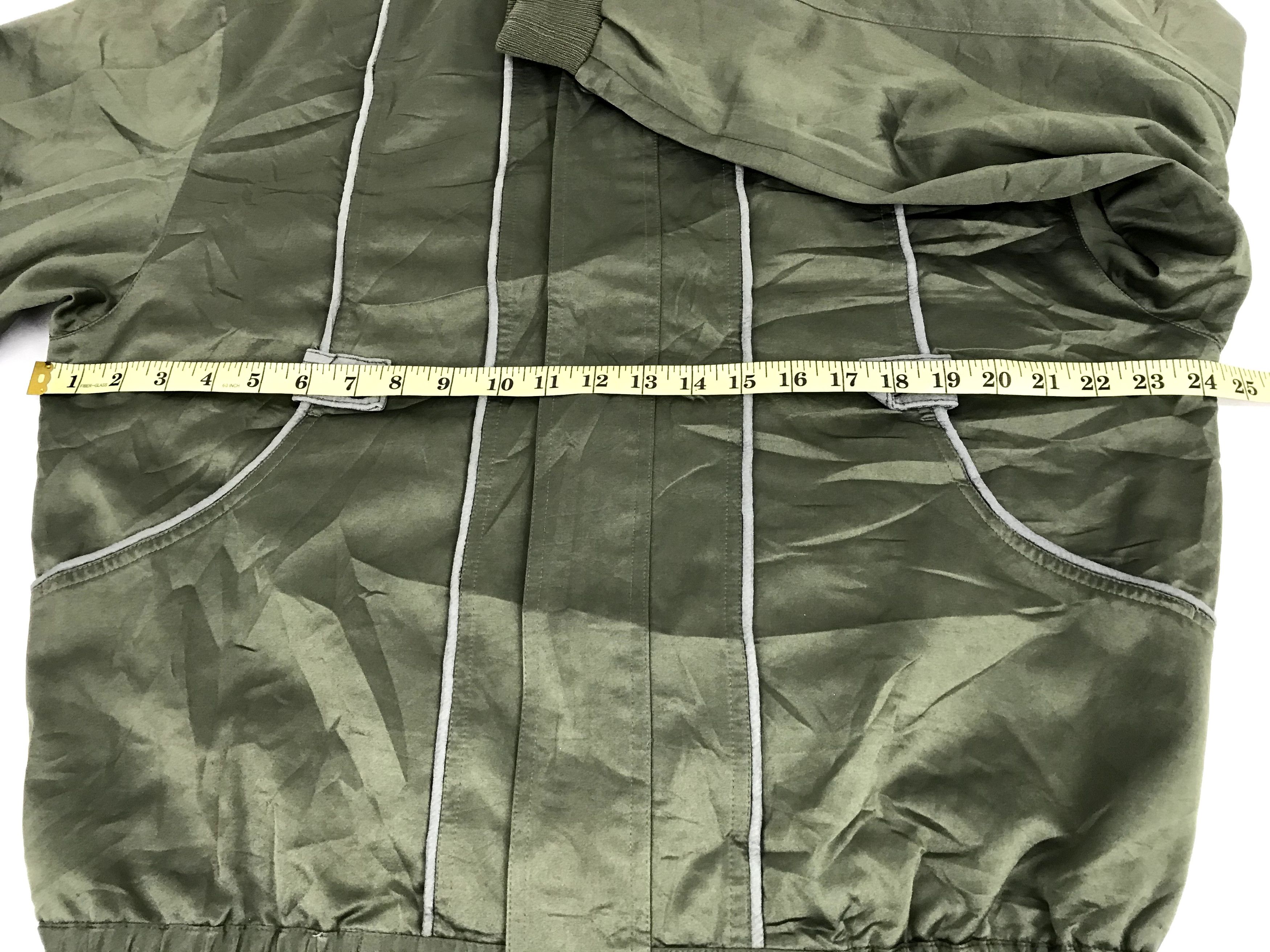 Vintage Vintage Gulk Rich Life Bomber Jacket Windbreaker Work Wear Size US L / EU 52-54 / 3 - 10 Thumbnail