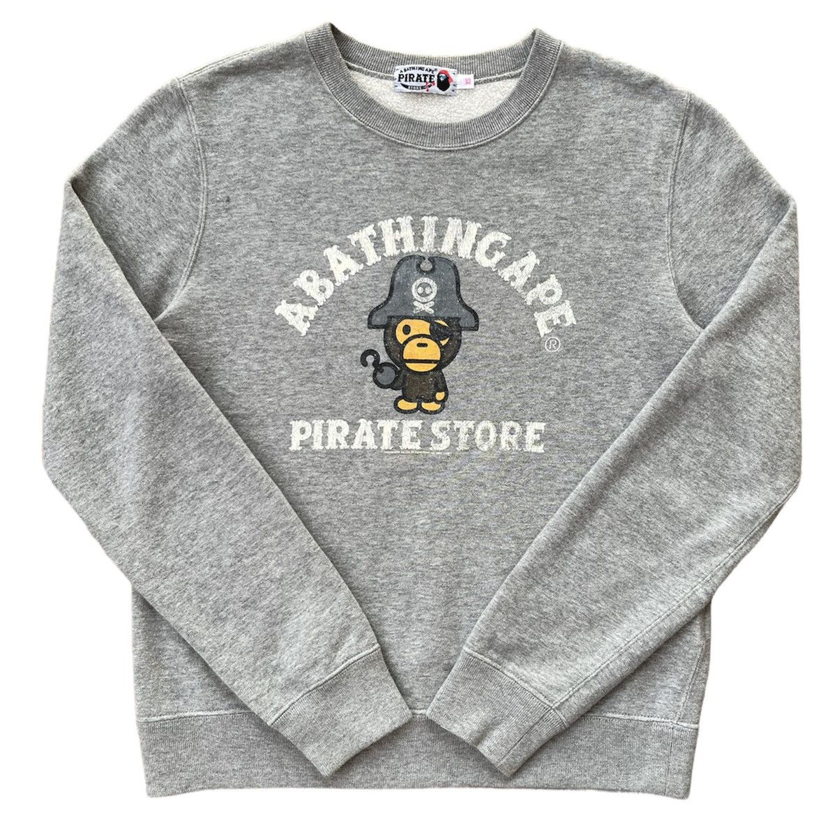 Bape Bape Pirate Store Crewneck Size XS / US 0-2 / IT 36-38 - 1 Thumbnail