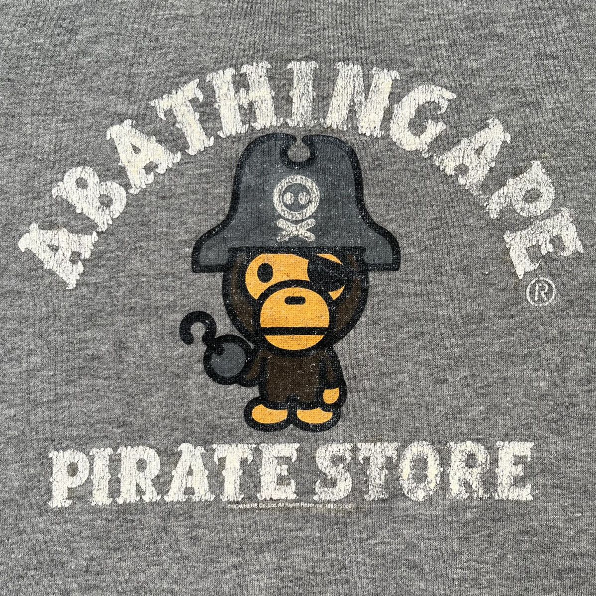 Bape Bape Pirate Store Crewneck Size XS / US 0-2 / IT 36-38 - 3 Thumbnail