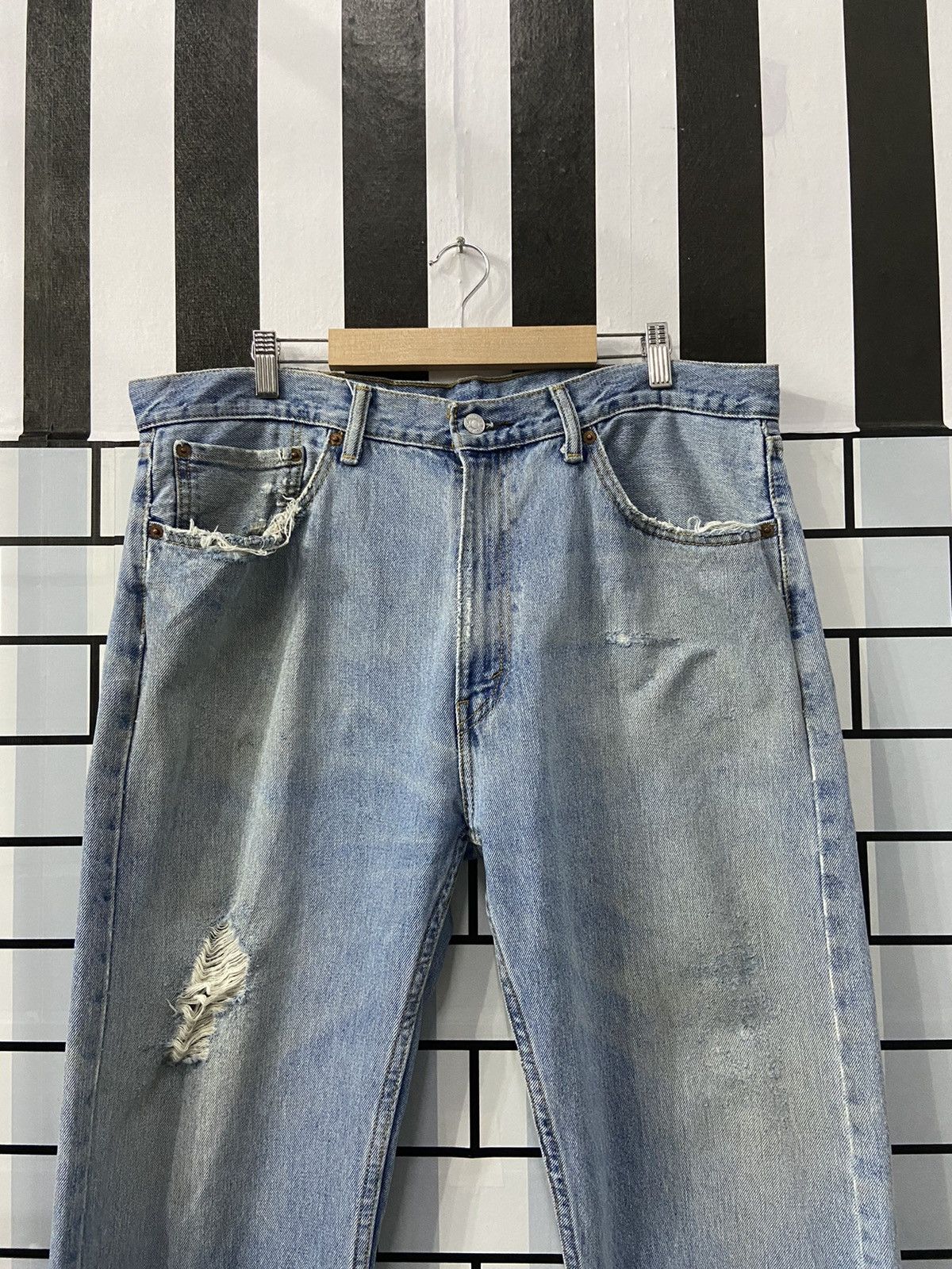 Levi's Vintage Levi’s 505 Light Wash Distressed Denim Pants Size US 38 / EU 54 - 4 Thumbnail