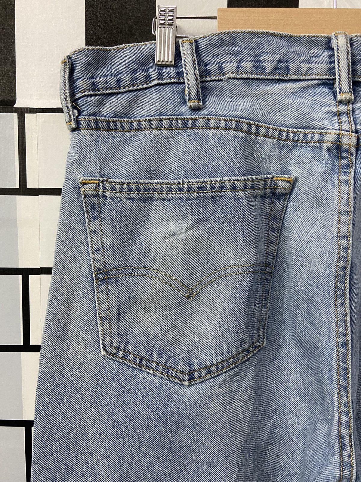 Levi's Vintage Levi’s 505 Light Wash Distressed Denim Pants Size US 38 / EU 54 - 16 Thumbnail