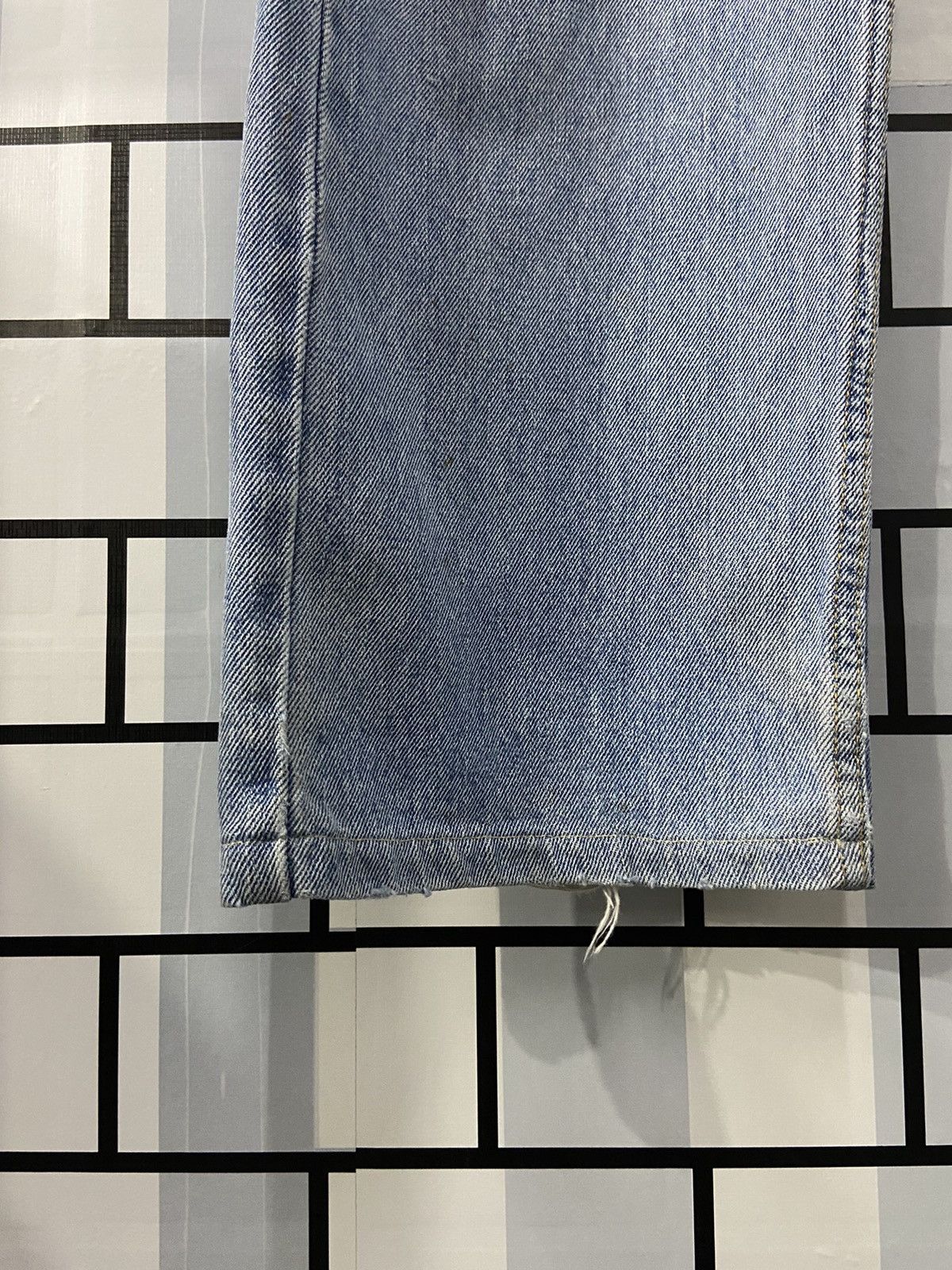 Levi's Vintage Levi’s 505 Light Wash Distressed Denim Pants Size US 38 / EU 54 - 6 Thumbnail