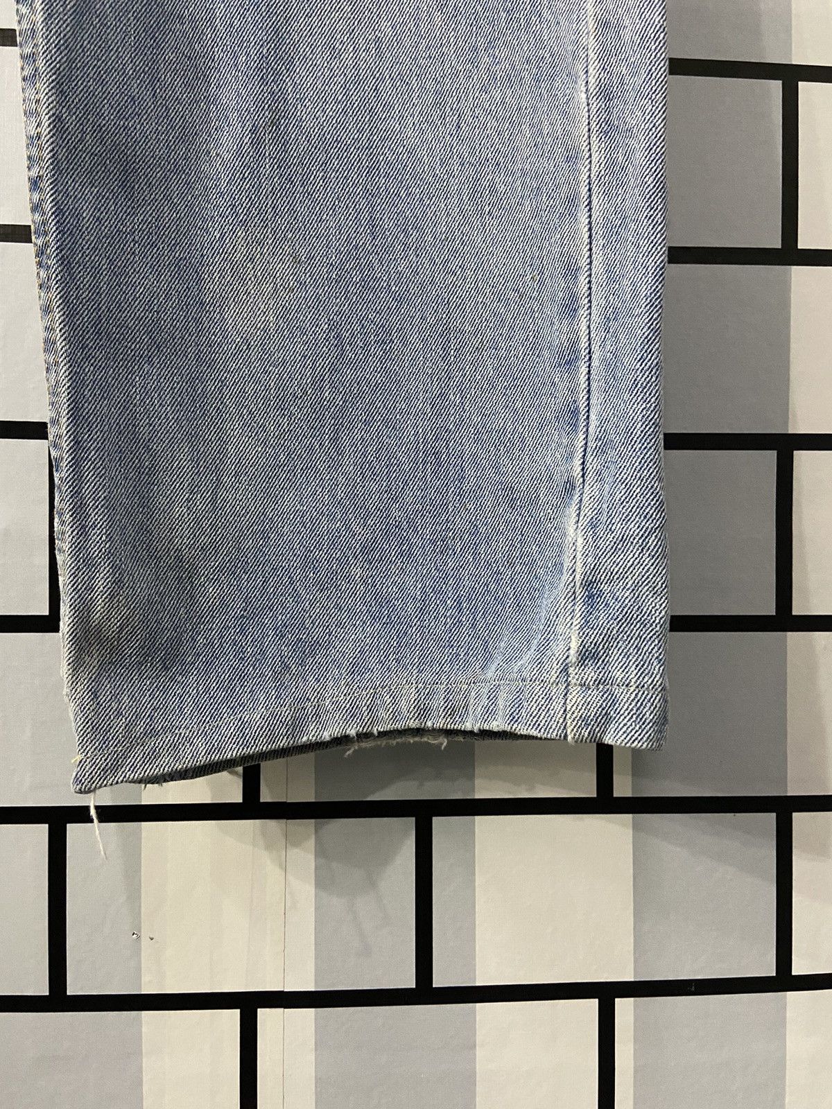 Levi's Vintage Levi’s 505 Light Wash Distressed Denim Pants Size US 38 / EU 54 - 7 Thumbnail