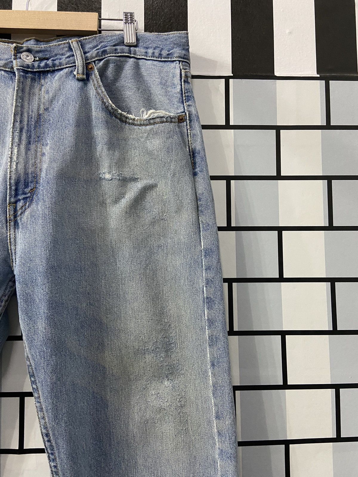 Levi's Vintage Levi’s 505 Light Wash Distressed Denim Pants Size US 38 / EU 54 - 9 Thumbnail