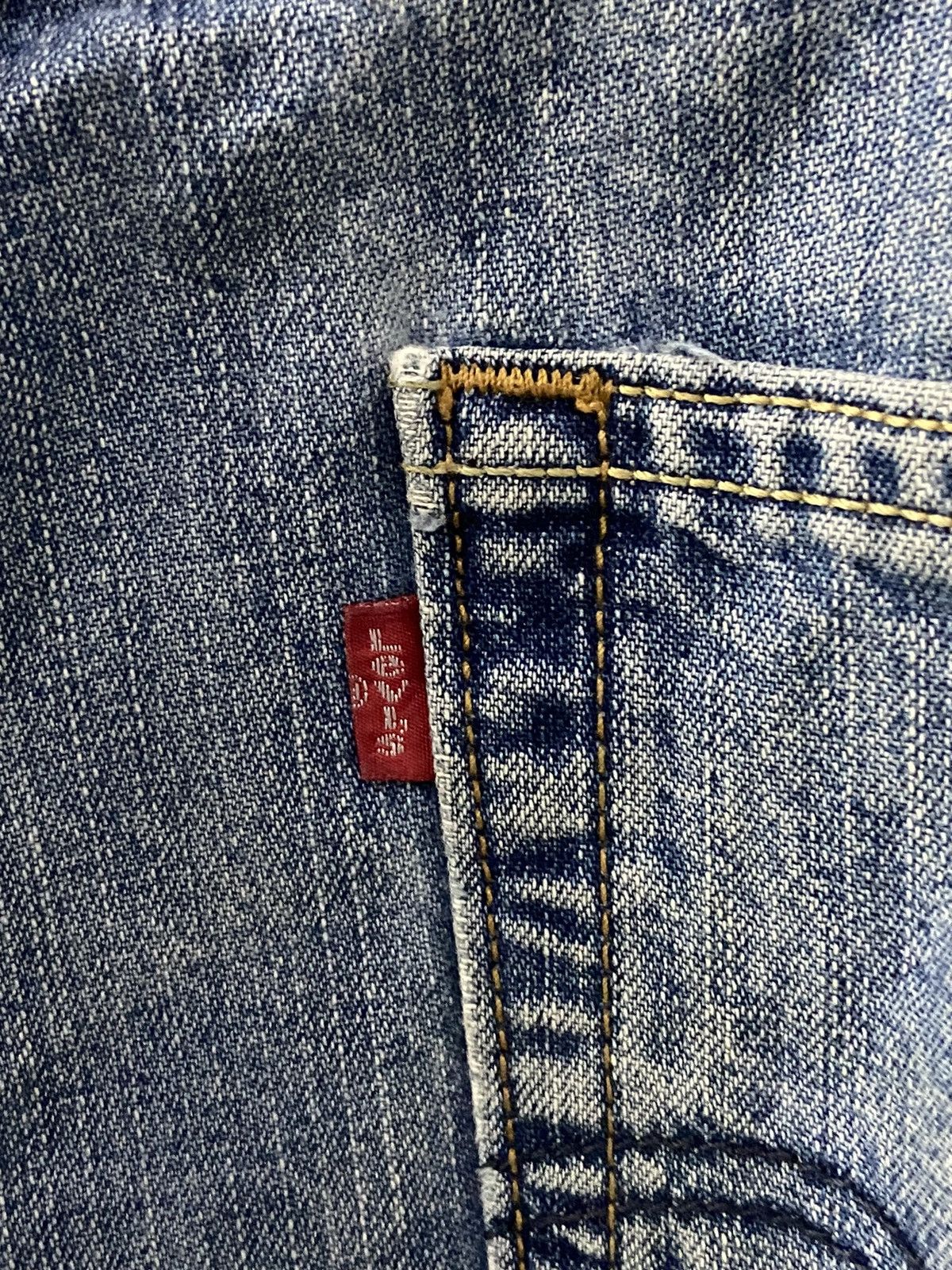 Levi's Vintage Levi’s 569 Dirty Faded Blue Denim Pants Size US 38 / EU 54 - 16 Thumbnail
