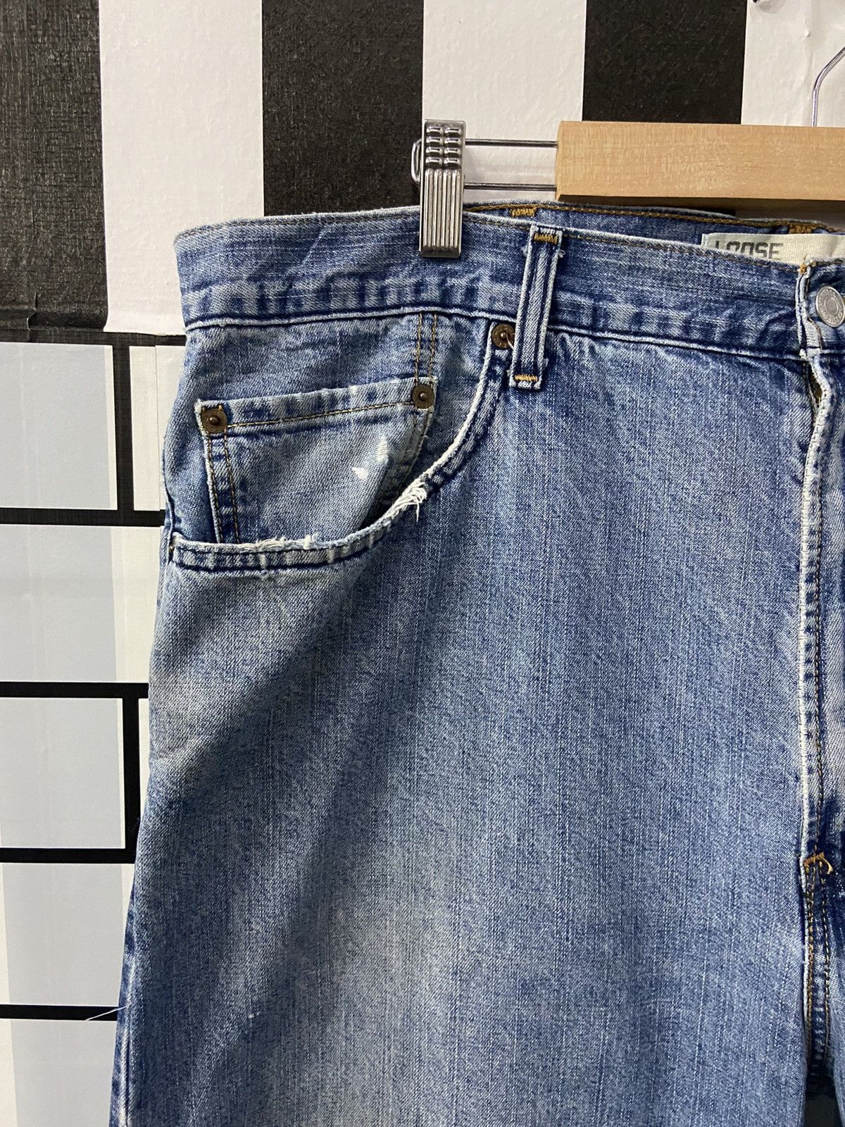 Levi's Vintage Levi’s 569 Dirty Faded Blue Denim Pants Size US 38 / EU 54 - 8 Thumbnail