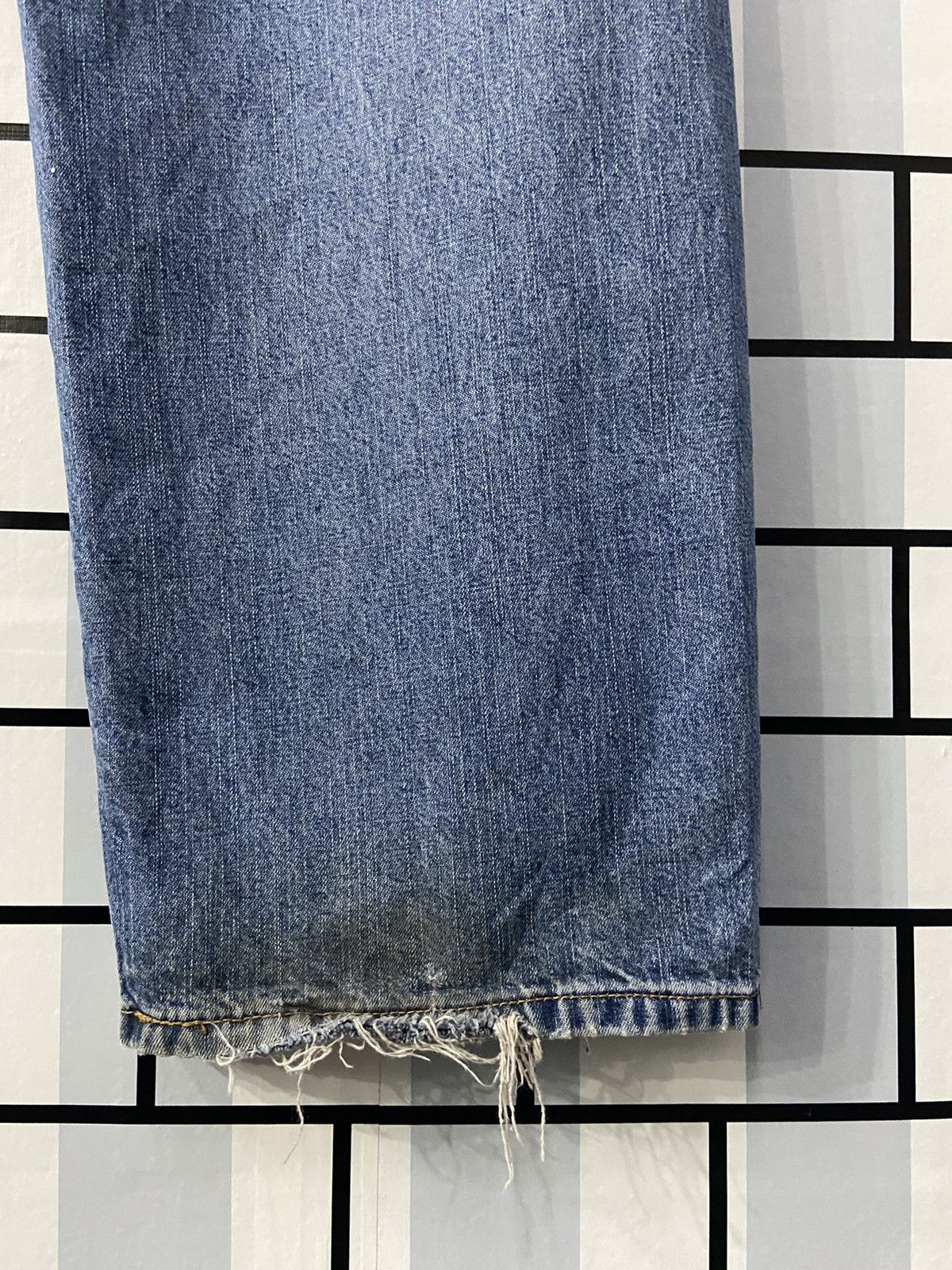 Levi's Vintage Levi’s 569 Dirty Faded Blue Denim Pants Size US 38 / EU 54 - 13 Thumbnail