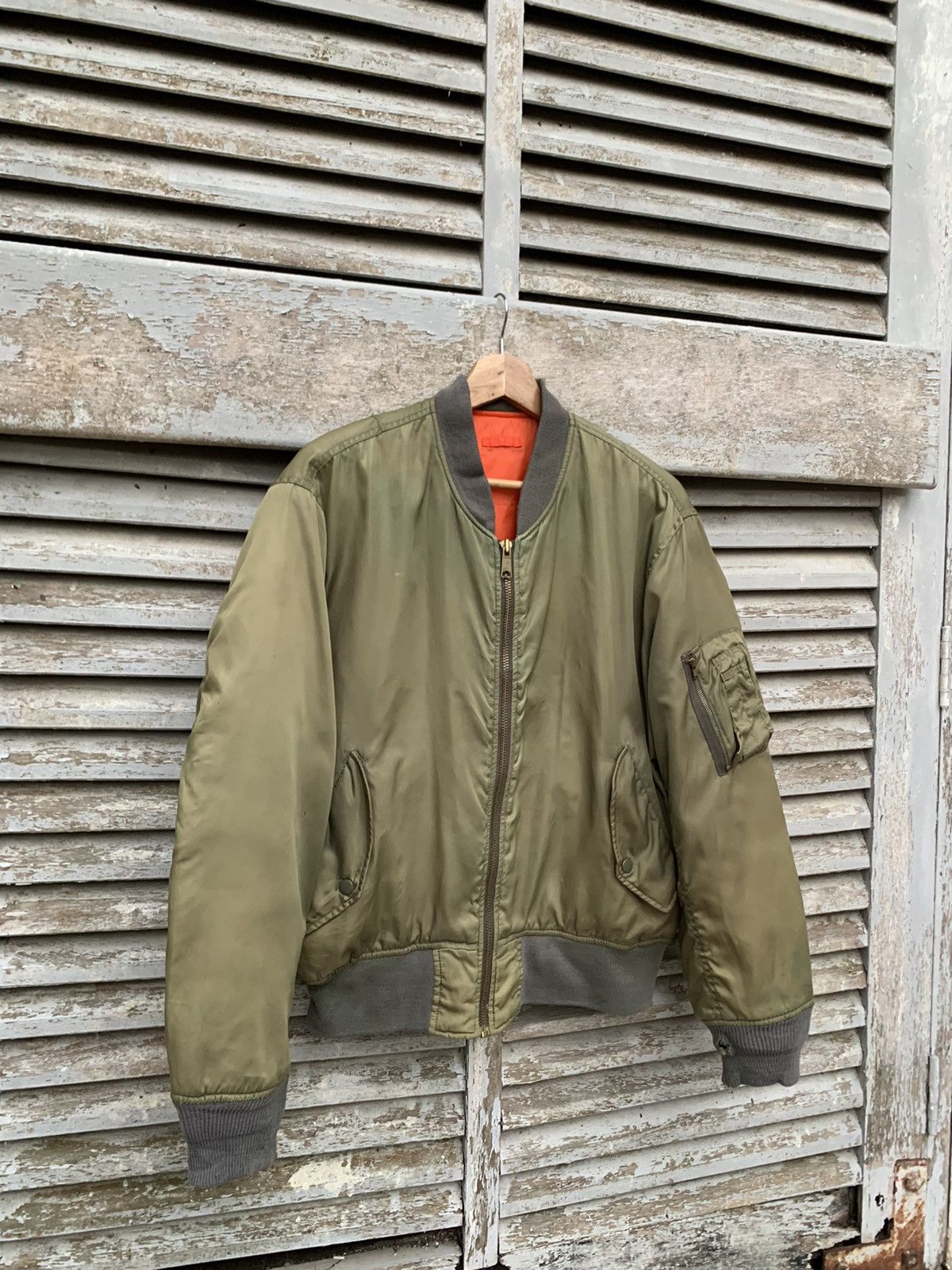 Vintage 🪖Vintage THRASHED MA-1 Man Intermediate Bomber Jacket Size US M / EU 48-50 / 2 - 3 Thumbnail