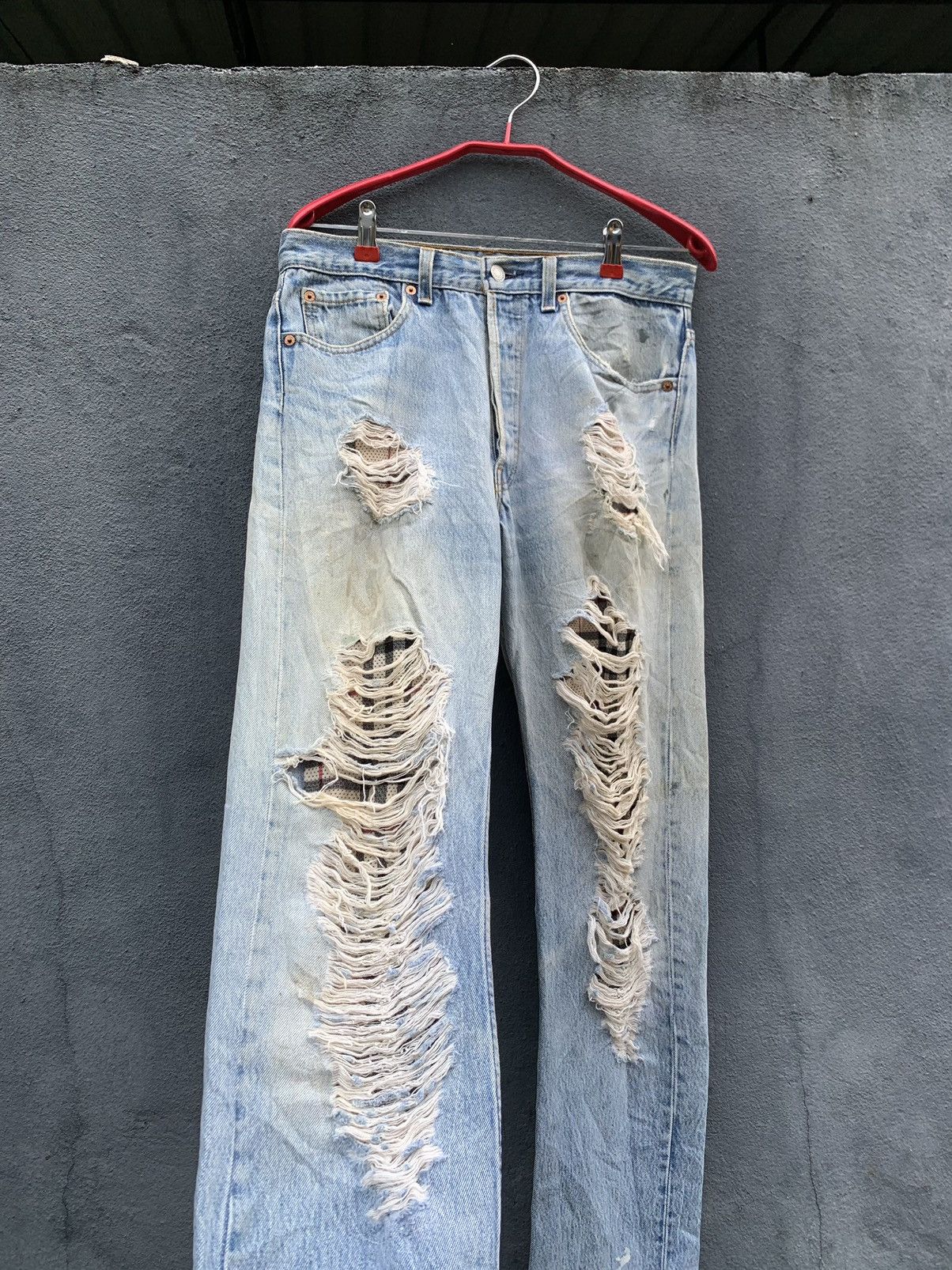 Levi's **rare**Vintage Levis 501 X BUZZ SPUNKY Distressed Denim Size US 32 / EU 48 - 12 Thumbnail