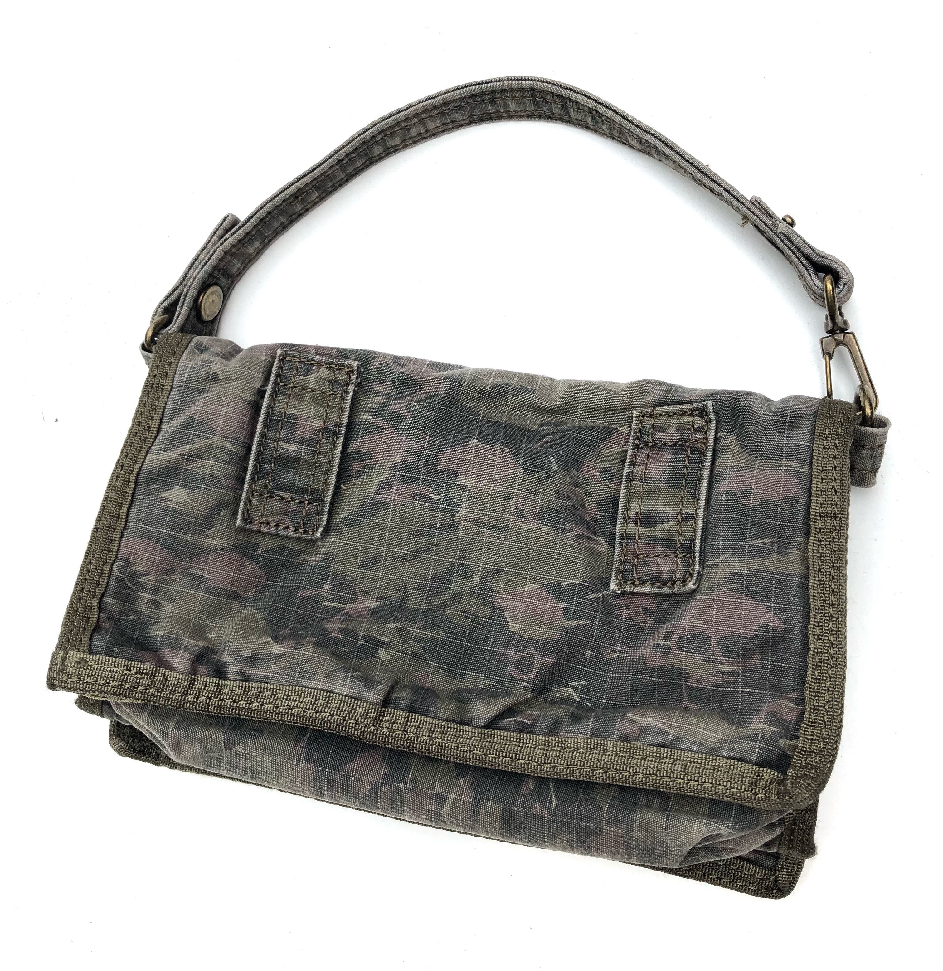Hysteric Glamour RARE🔥SKULLS CAMO CARRY WALLET Size ONE SIZE - 9 Thumbnail