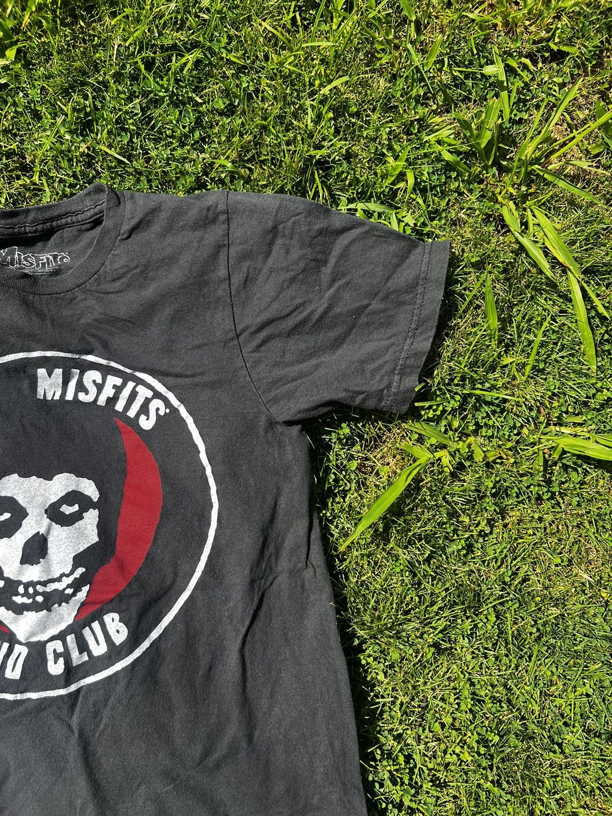 Band Tees Vintage The Misfits Freind Club Shirt Size US XS / EU 42 / 0 - 2 Thumbnail