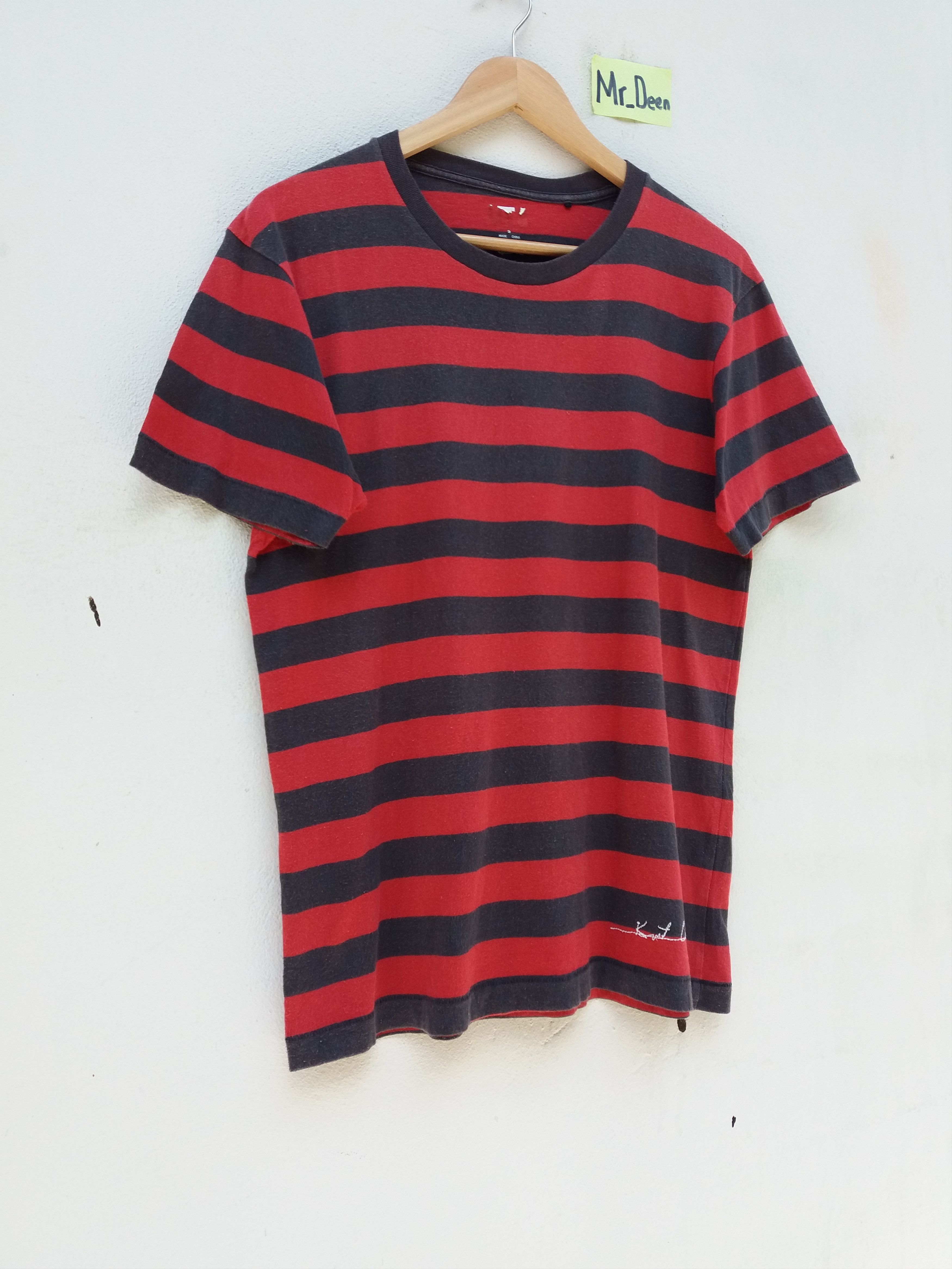 Uniqlo Vintage UNIQLO X Kurt Cobain T-shirt Size US S / EU 44-46 / 1 - 7 Thumbnail