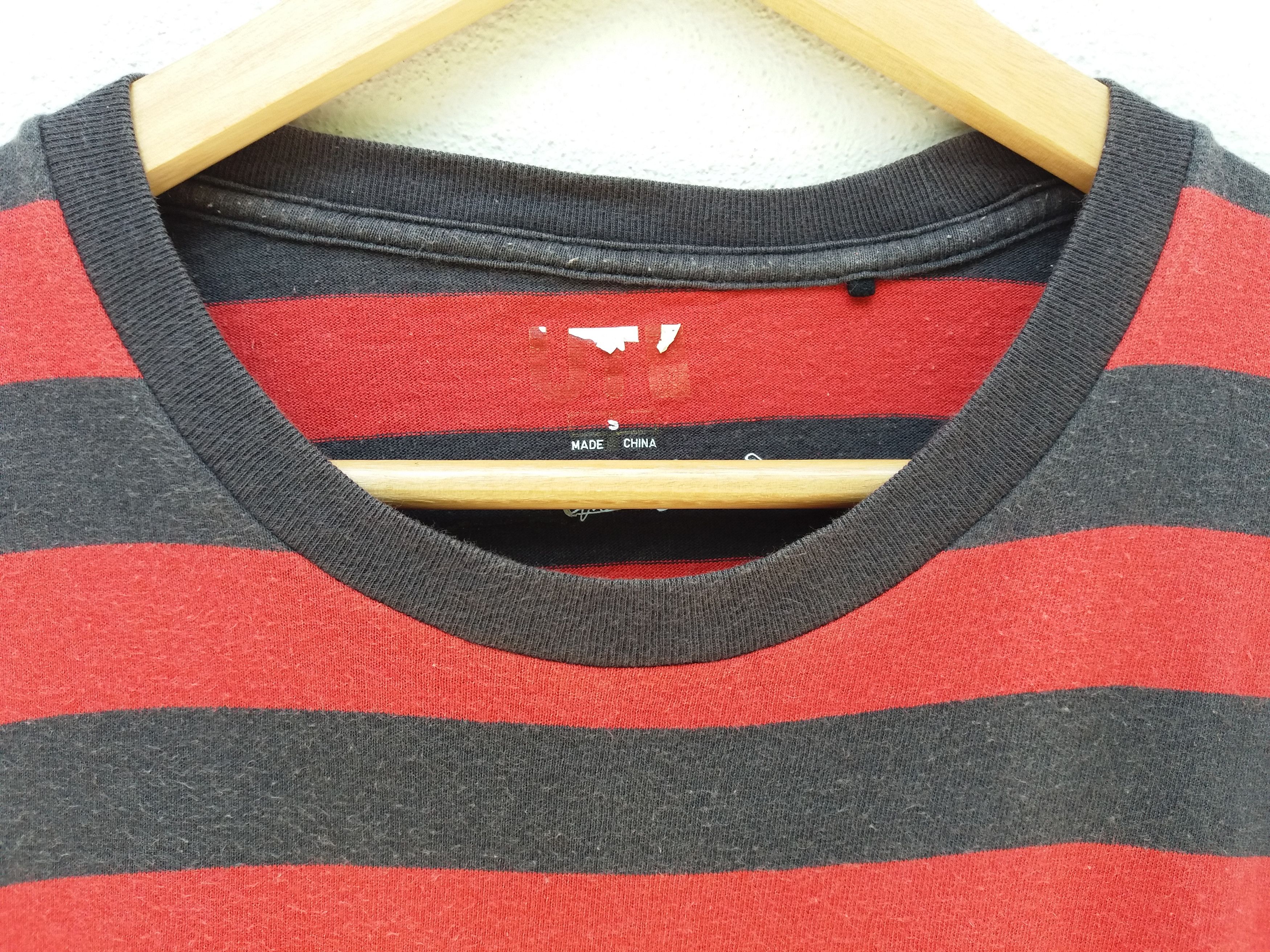 Uniqlo Vintage UNIQLO X Kurt Cobain T-shirt Size US S / EU 44-46 / 1 - 8 Thumbnail