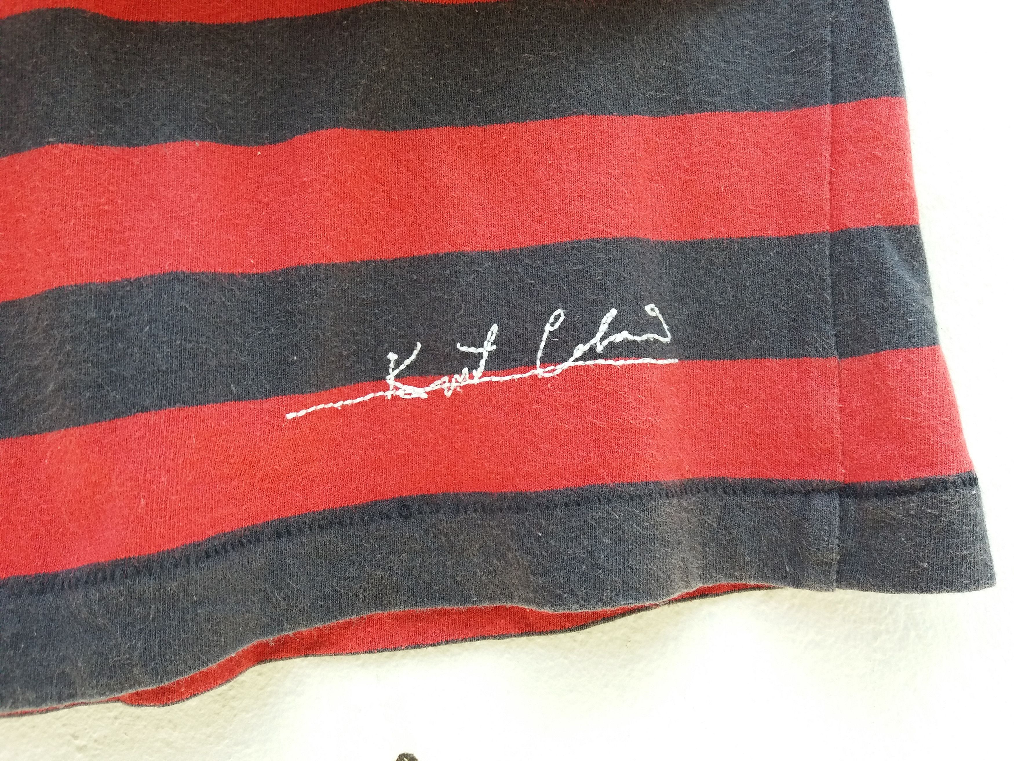 Uniqlo Vintage UNIQLO X Kurt Cobain T-shirt Size US S / EU 44-46 / 1 - 9 Thumbnail