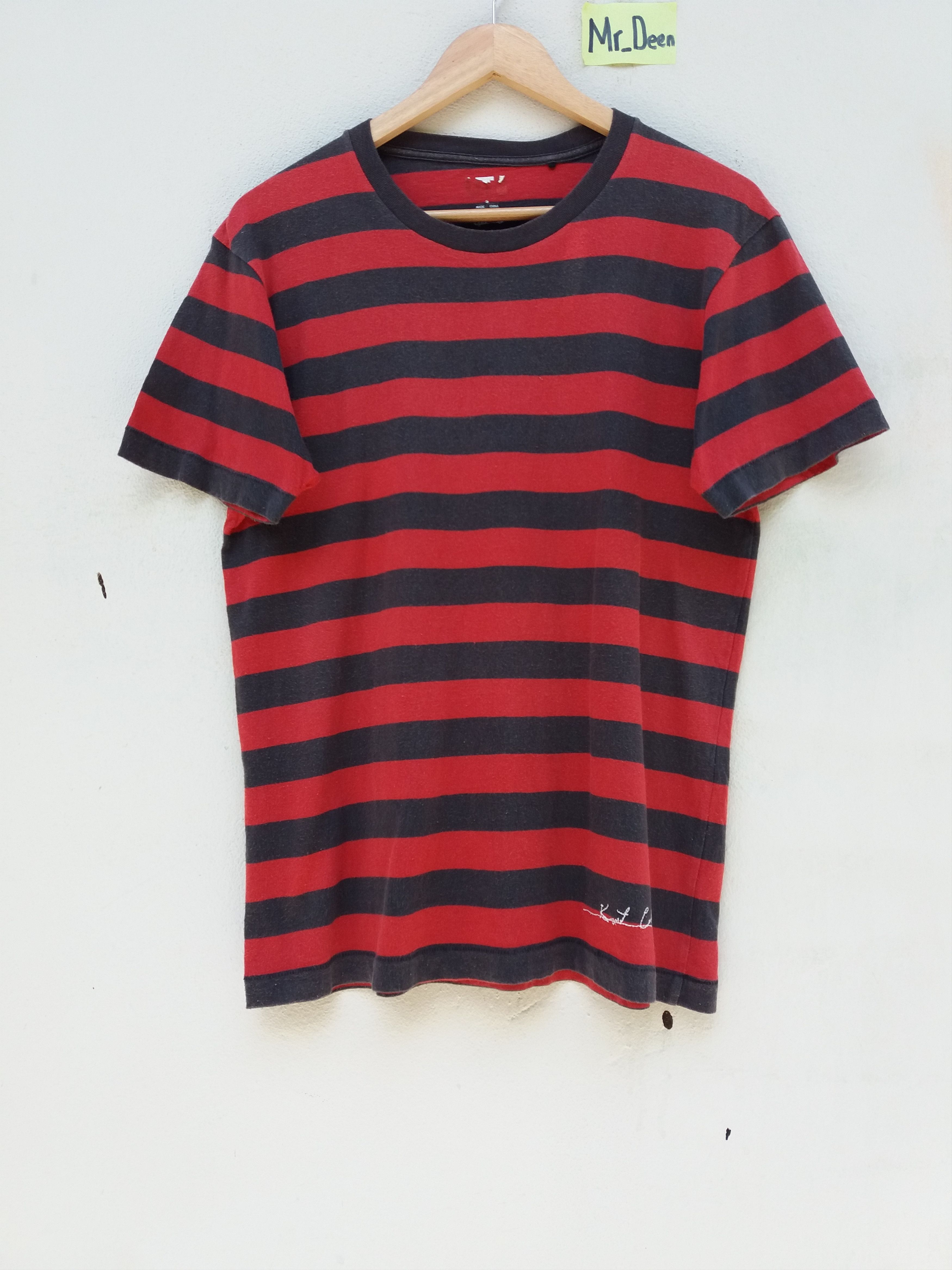 Uniqlo Vintage UNIQLO X Kurt Cobain T-shirt Size US S / EU 44-46 / 1 - 5 Thumbnail