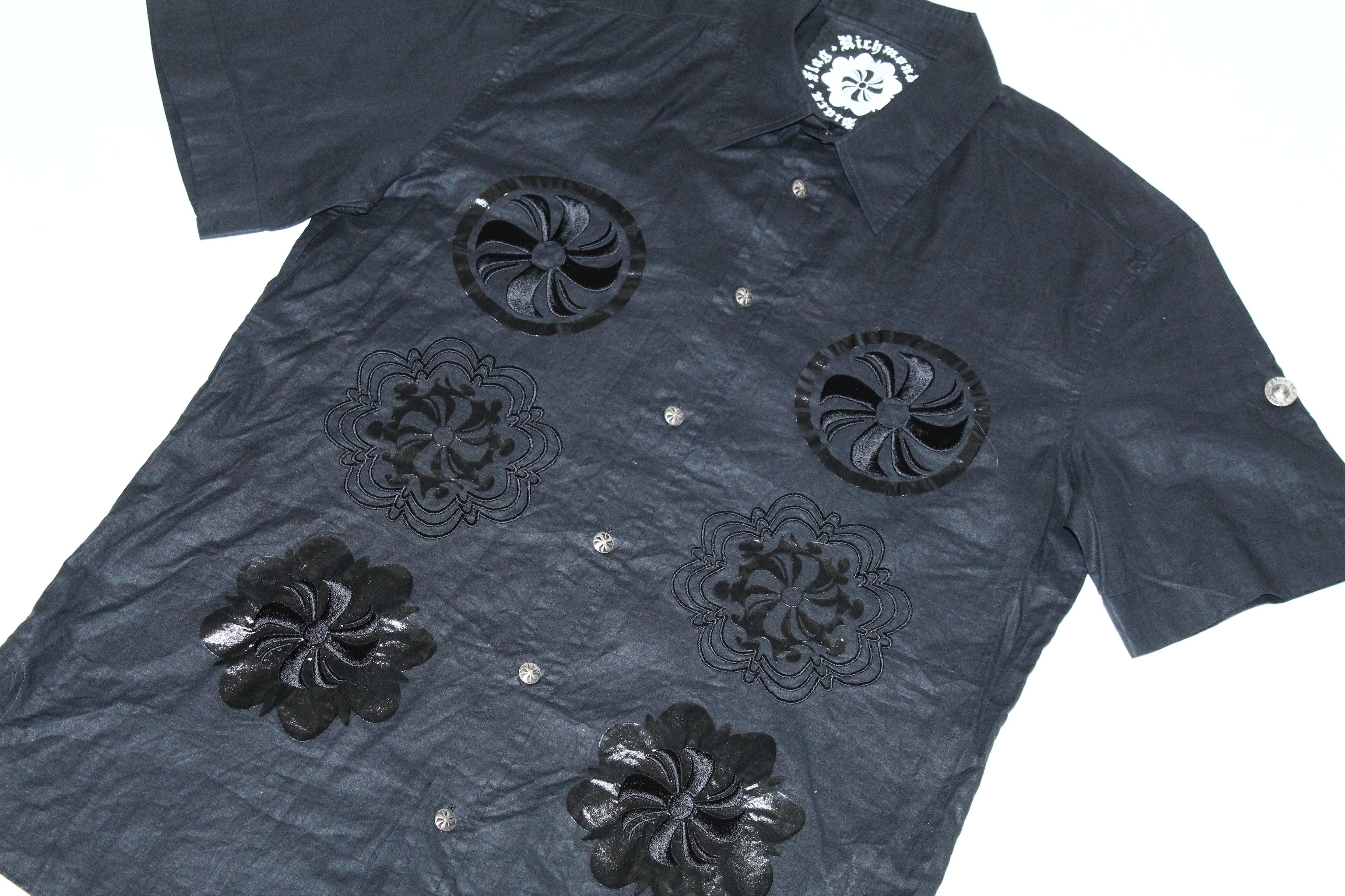 John Richmond Black Flag x Richmond Denim Coated Cotton S/S Shirt Size US S / EU 44-46 / 1 - 8 Thumbnail