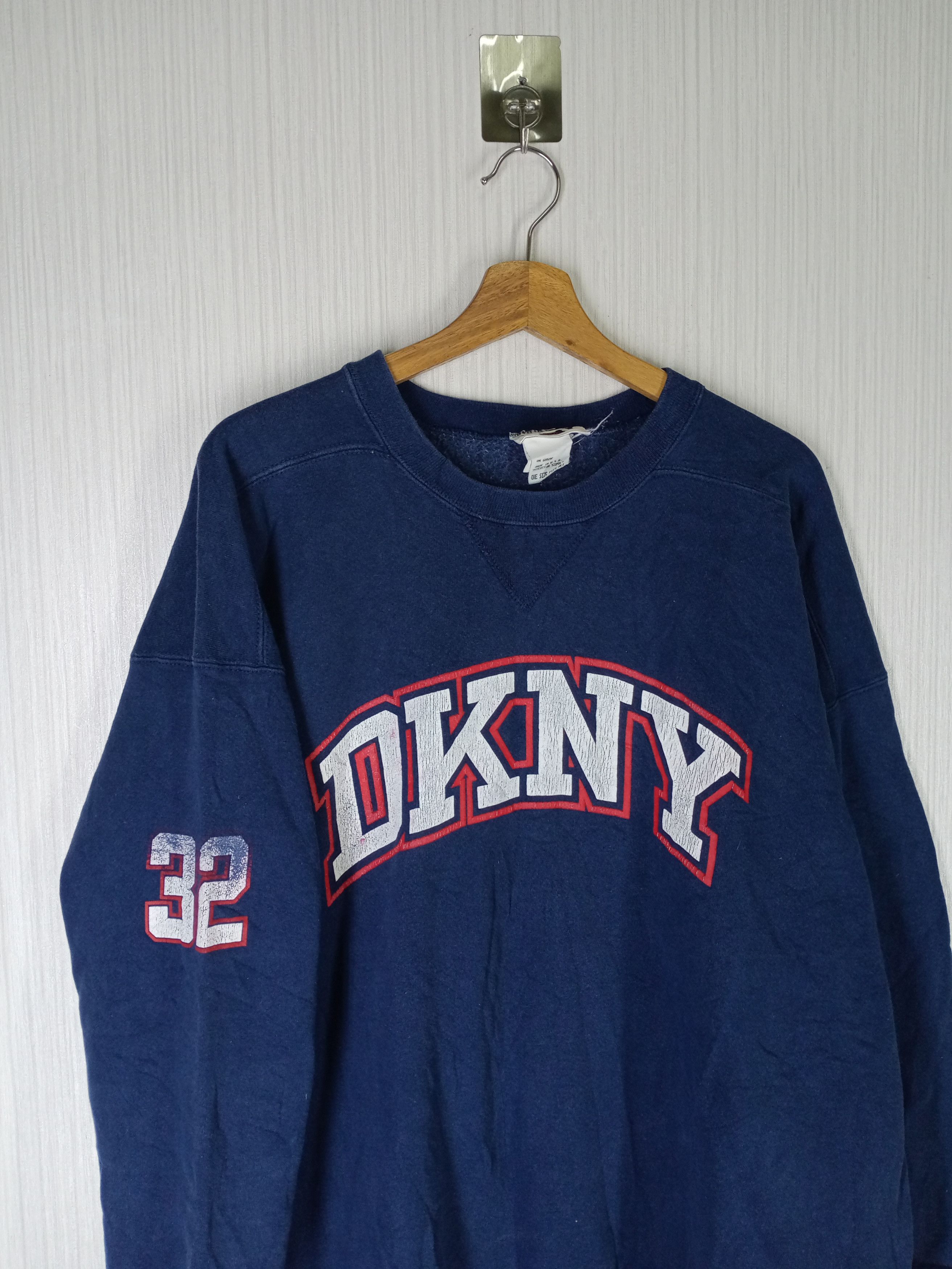 DKNY RARE MADE IN USA VINTAGE 90' DKNY SWEATSHIRT Size US XL / EU 56 / 4 - 2 Thumbnail