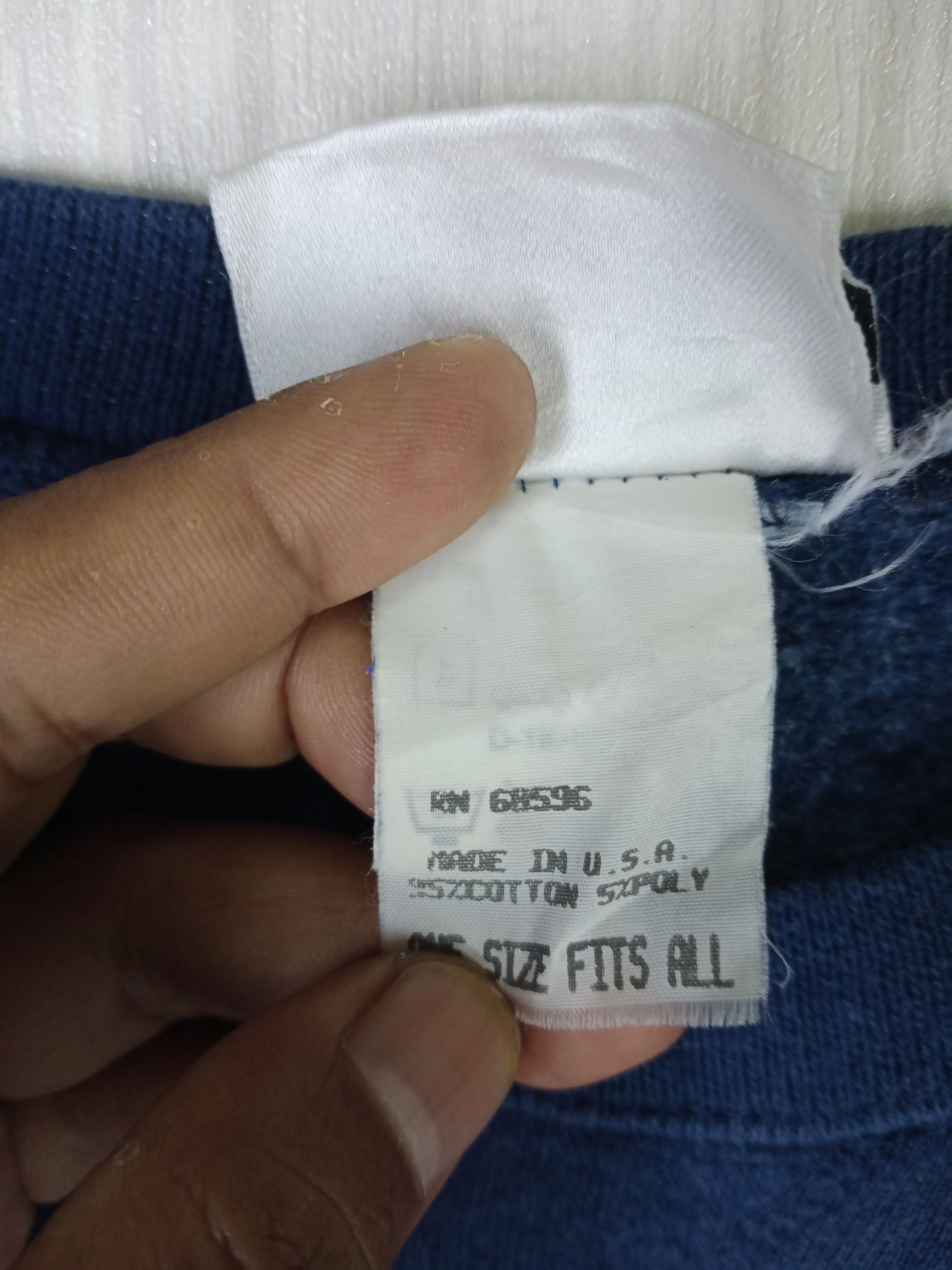 DKNY RARE MADE IN USA VINTAGE 90' DKNY SWEATSHIRT Size US XL / EU 56 / 4 - 7 Thumbnail