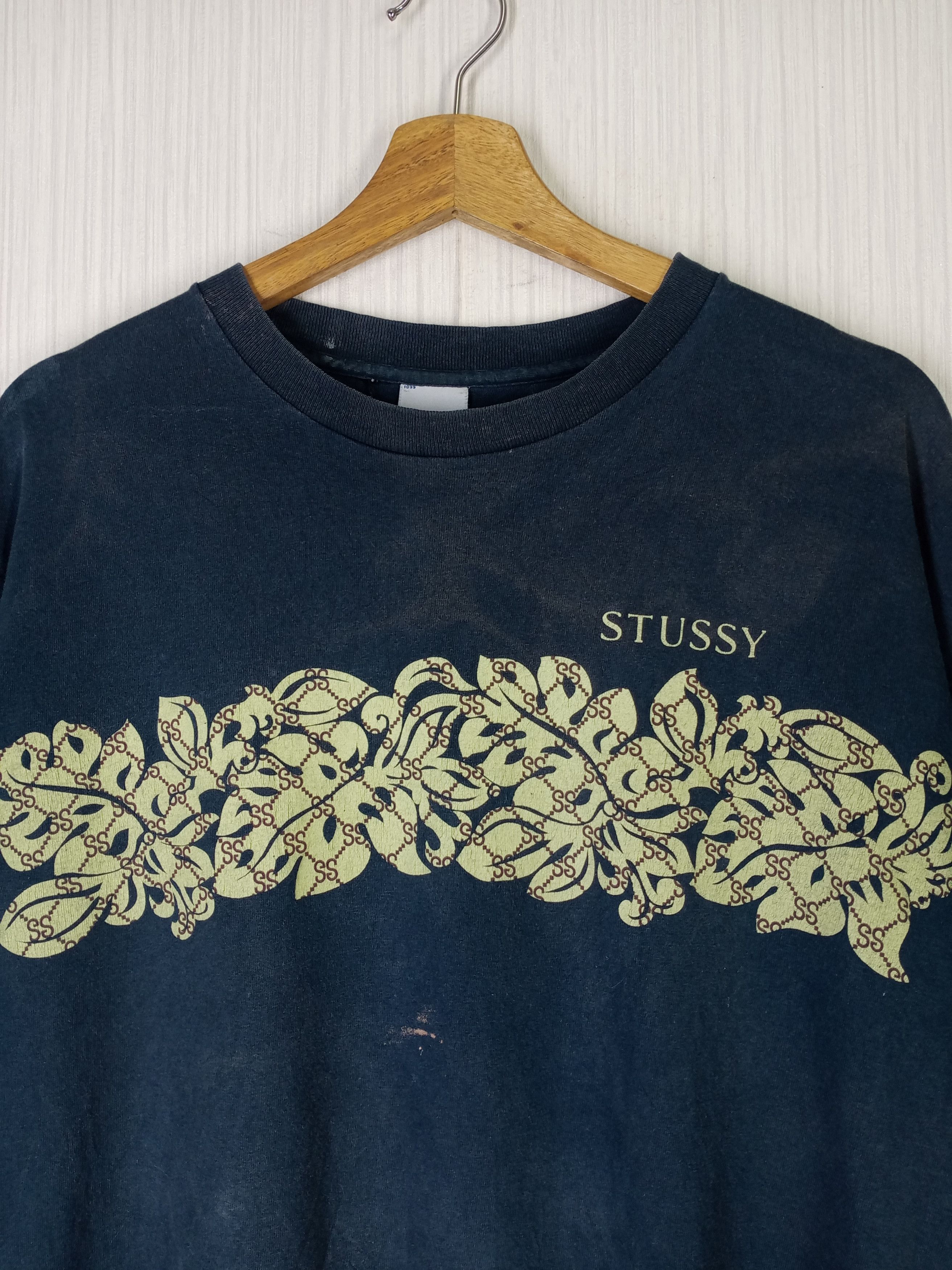 Stussy Vintage 90s Stussy Monogram Logo Distressed Tshirt Size US XL / EU 56 / 4 - 3 Thumbnail