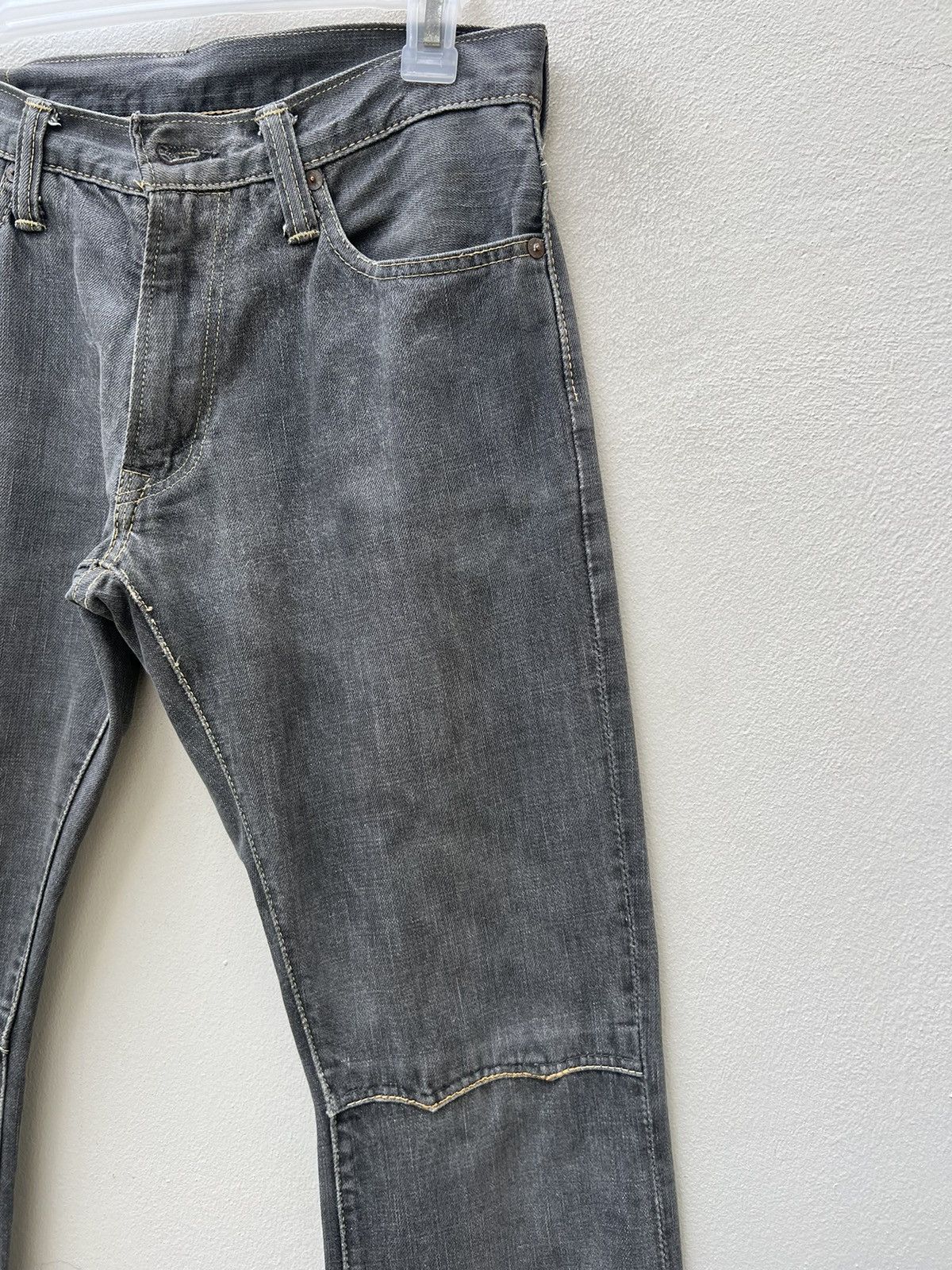 Alchemist Vintage Alchemist Fab Four Japan Sun Faded Denim Flare Jeans Size US 29 - 13 Thumbnail