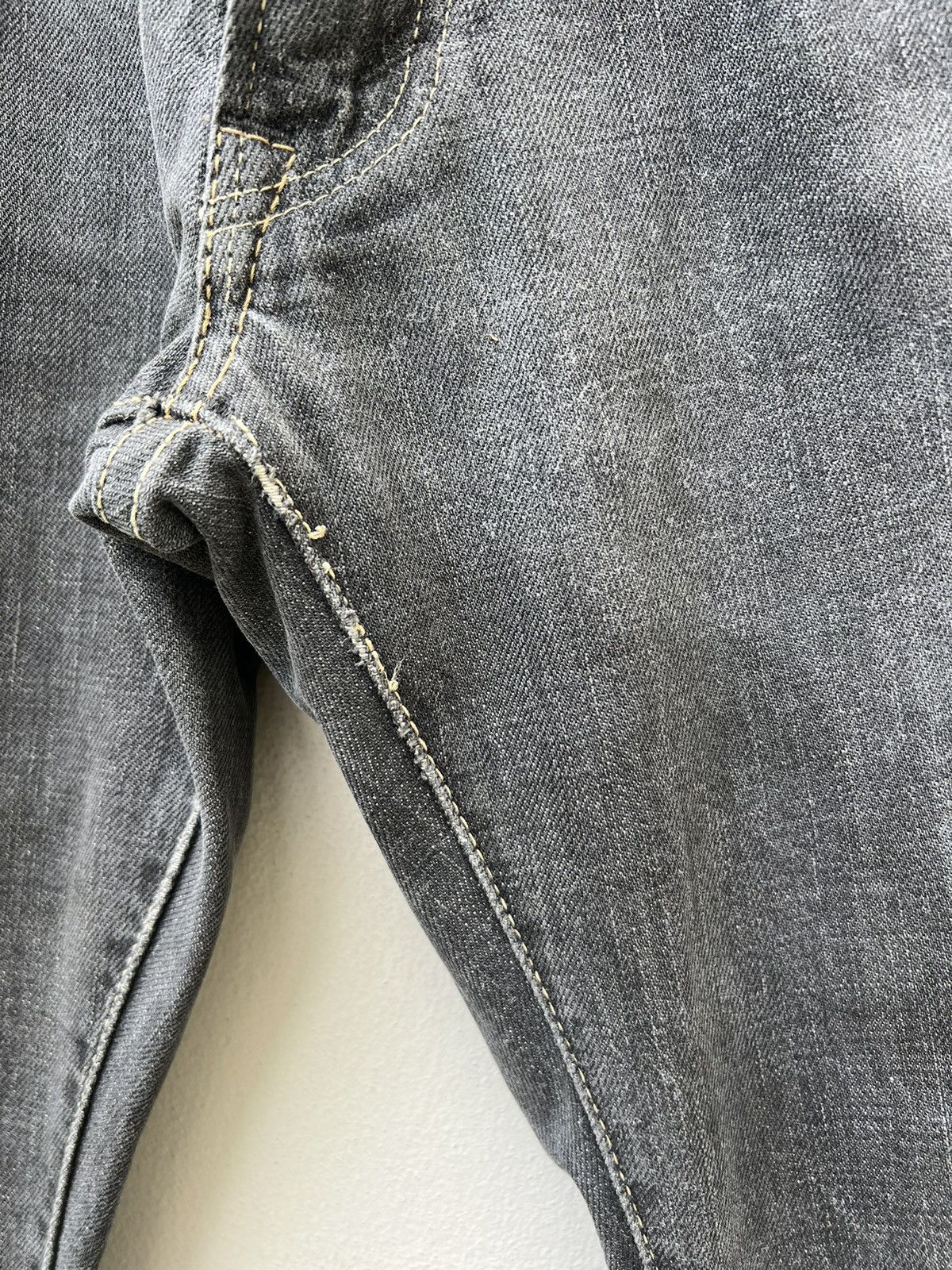Alchemist Vintage Alchemist Fab Four Japan Sun Faded Denim Flare Jeans Size US 29 - 14 Thumbnail