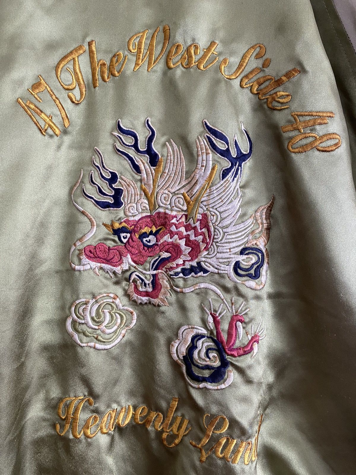 Blue Blue Japan 🇯🇵Rare Japanese Sukajan the west side dragon Size US M / EU 48-50 / 2 - 10 Thumbnail