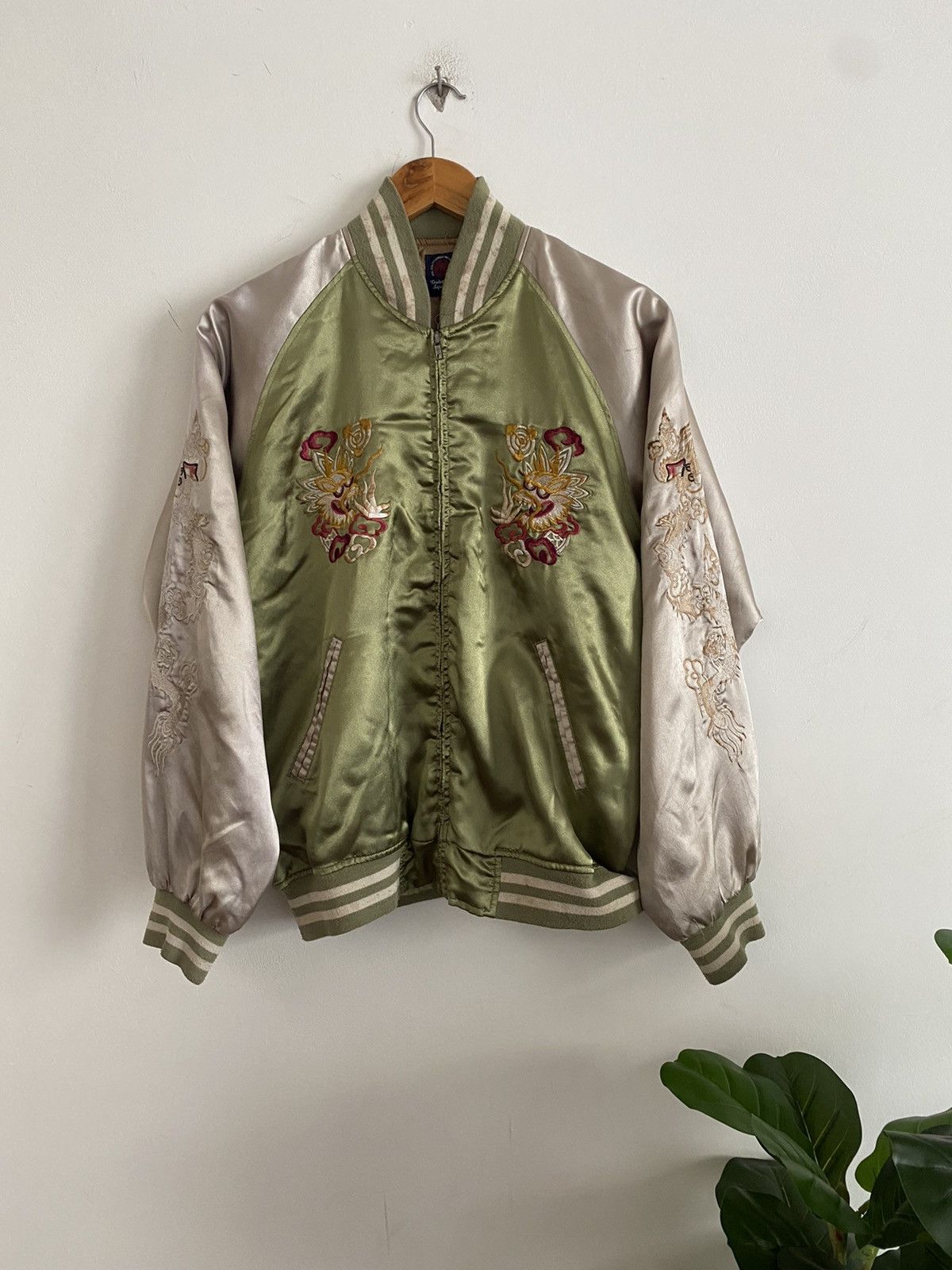 Blue Blue Japan 🇯🇵Rare Japanese Sukajan the west side dragon Size US M / EU 48-50 / 2 - 24 Thumbnail