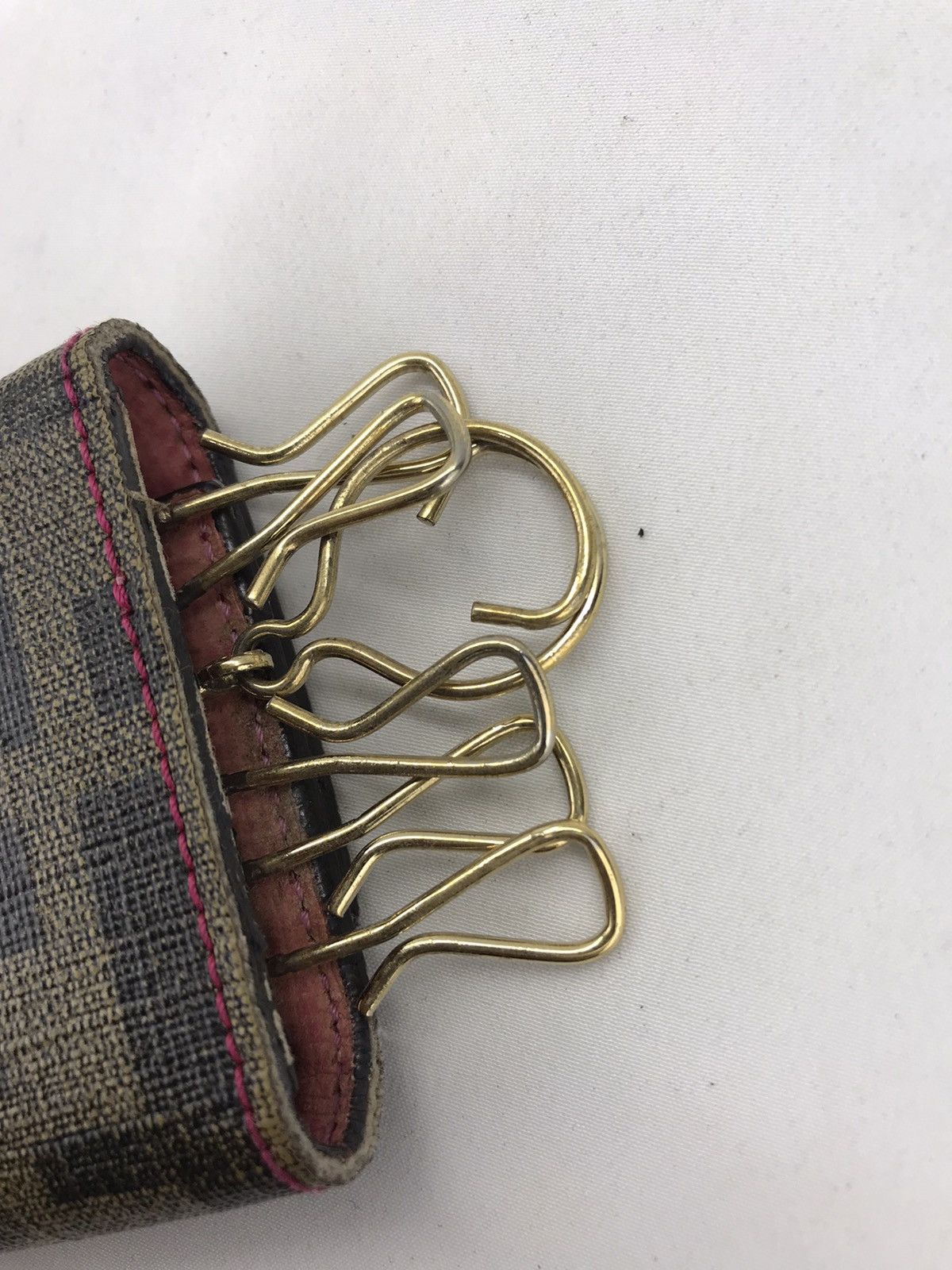 Fendi ❌Last Drop❌🔥Rare🔥Authentic Fendi Key Holder monogram Size ONE SIZE - 4 Thumbnail