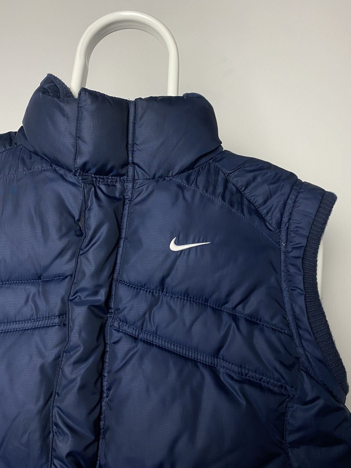 Nike × Vintage Nike vintage navy puffer vest small swoosh 2000s Size US S / EU 44-46 / 1 - 2 Thumbnail