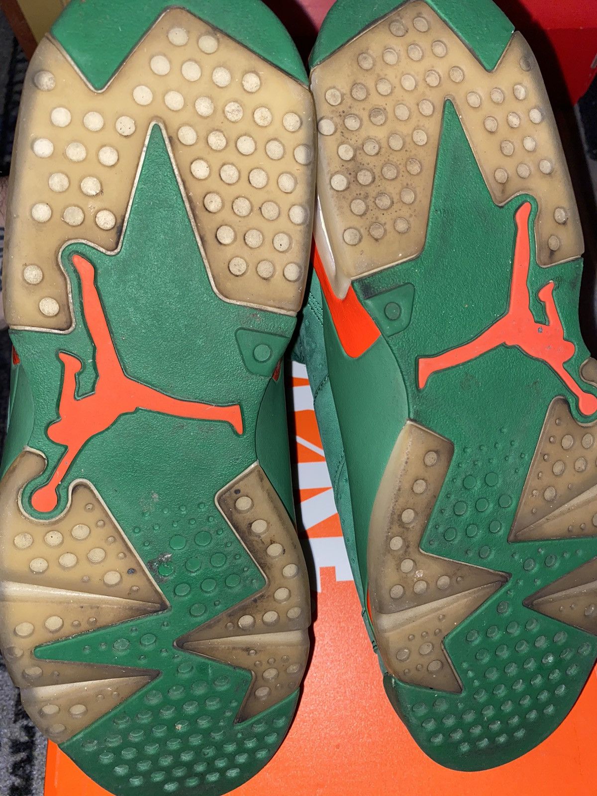 Jordan Brand × Nike Jordan 6 Retro Gatorade Green Size US 12 / EU 45 - 7 Thumbnail