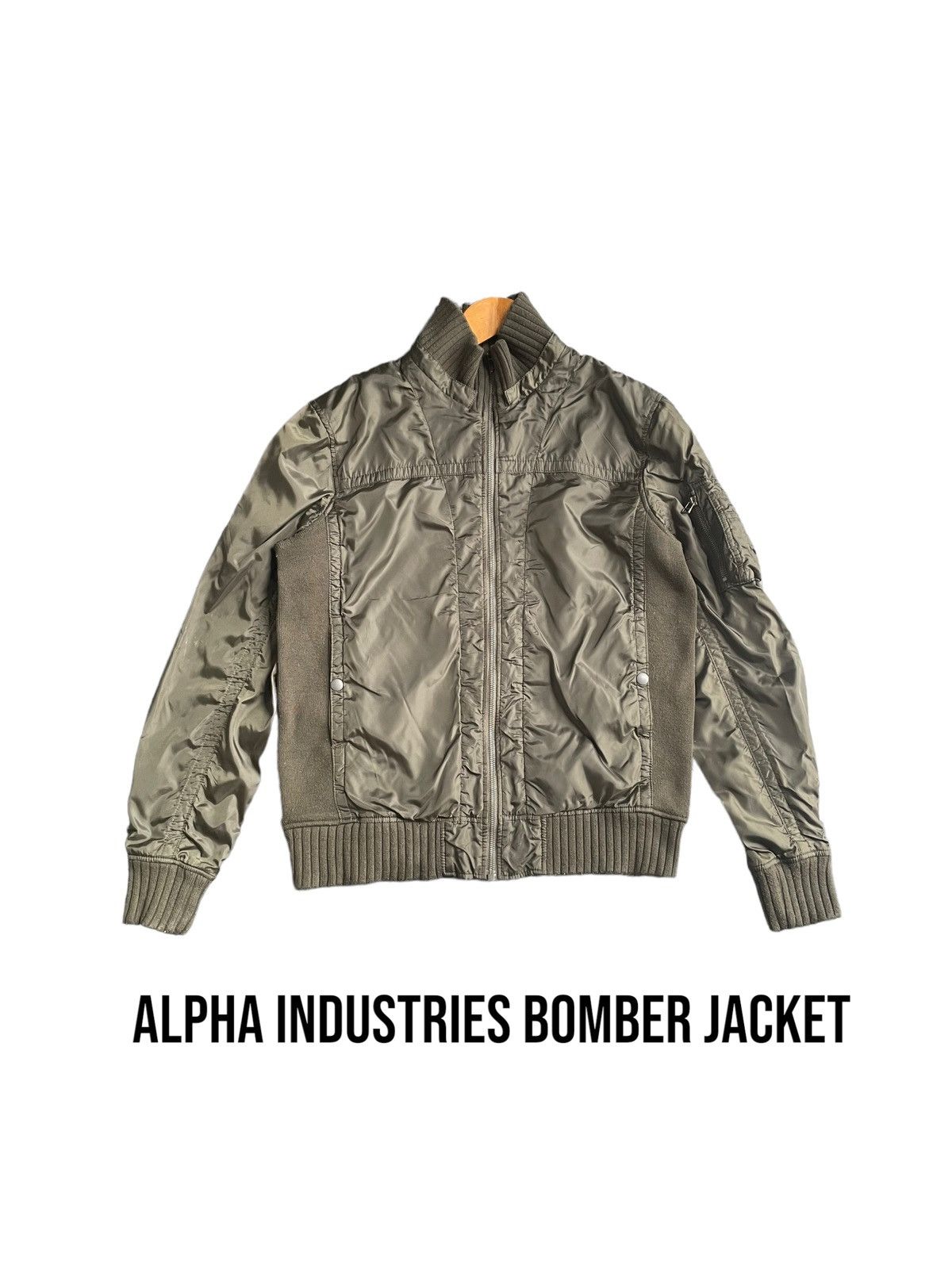 Alpha Industries Alpha Industries Bomber Jacket Size US L / EU 52-54 / 3 - 1 Thumbnail