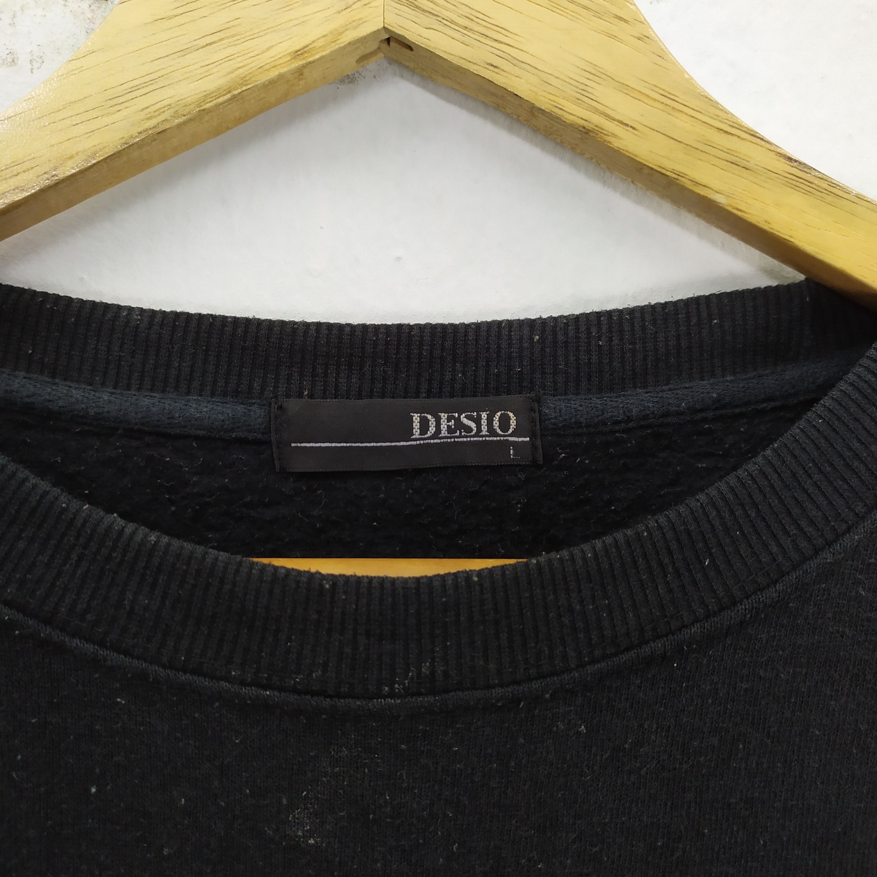 Japanese Brand DESIO LET US GO HERE FREE GAME SWEATSHIRT BIG LOGO Size US L / EU 52-54 / 3 - 7 Thumbnail