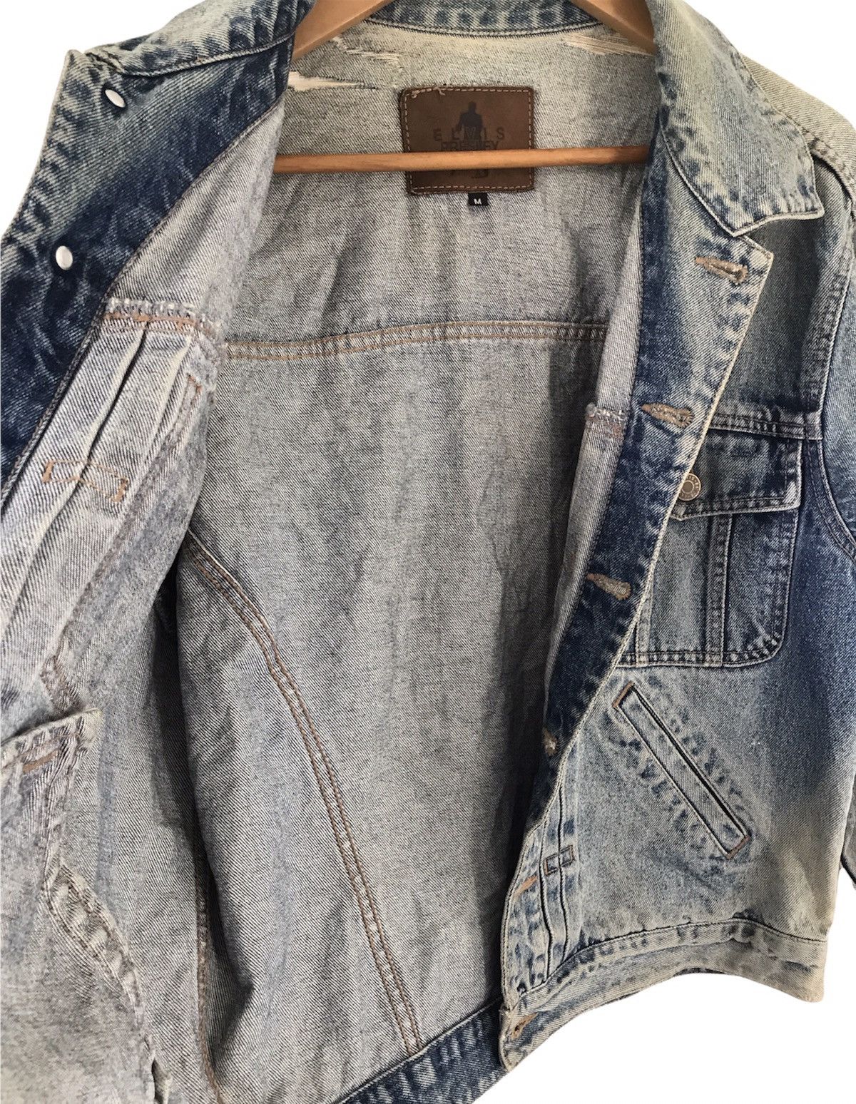 Vintage Vintage Elvis Presley Distressed Denim Jacket Size US M / EU 48-50 / 2 - 5 Thumbnail