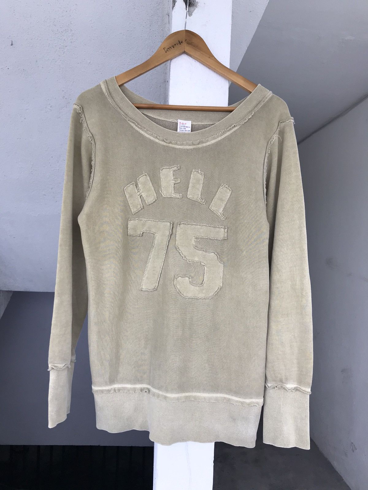Vintage HNY HELL 75 Sweater