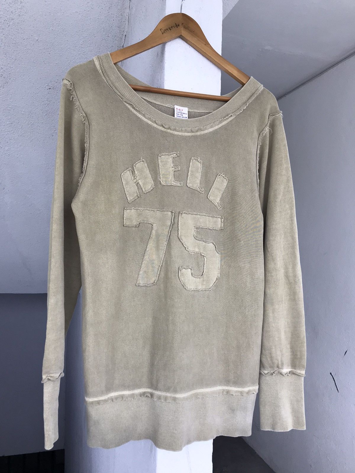 20471120 × Beauty Beast Vintage HNY HELL 75 Sweater Size US S / EU 44-46 / 1 - 2 Thumbnail