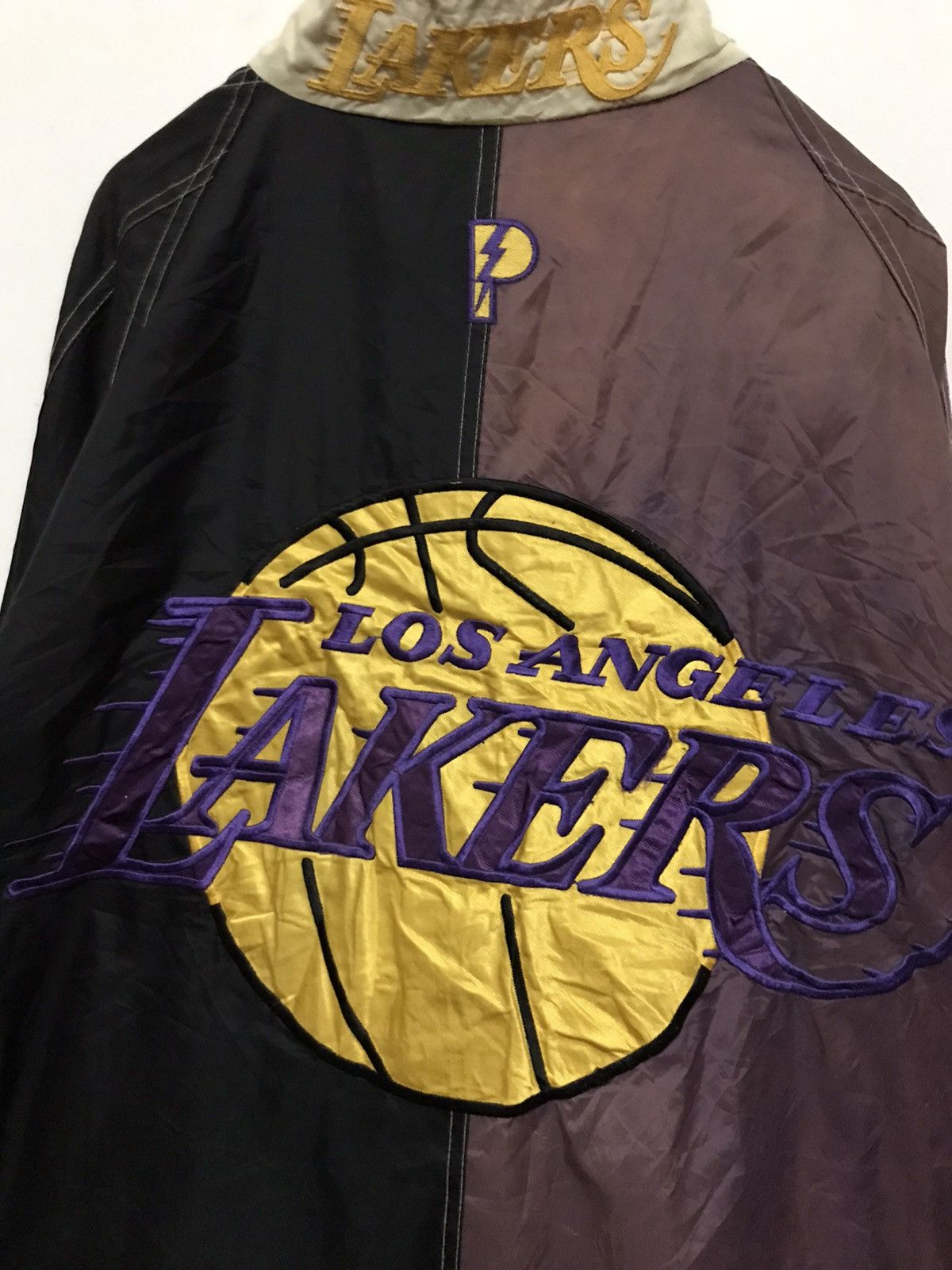 NBA Vintage Los Angeles Lakers zipper jacket Size US L / EU 52-54 / 3 - 2 Thumbnail