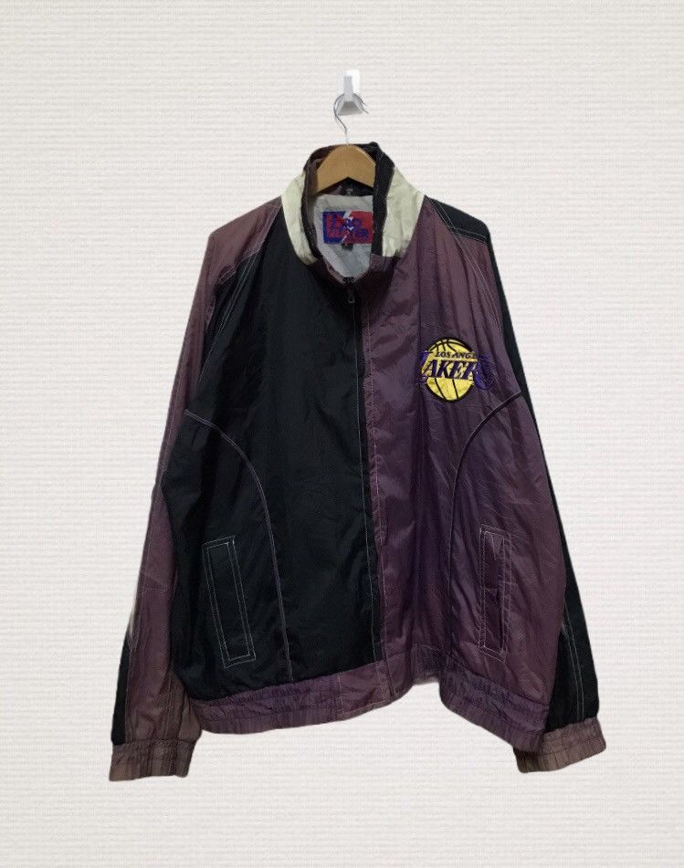 NBA Vintage Los Angeles Lakers zipper jacket Size US L / EU 52-54 / 3 - 4 Thumbnail