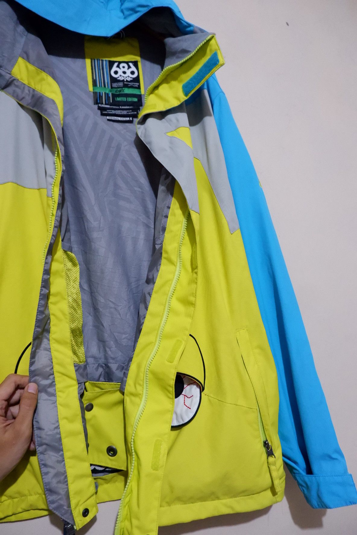 686 686 Snaggle Tooth Jacket Limited Edition Size US XL / EU 56 / 4 - 9 Thumbnail