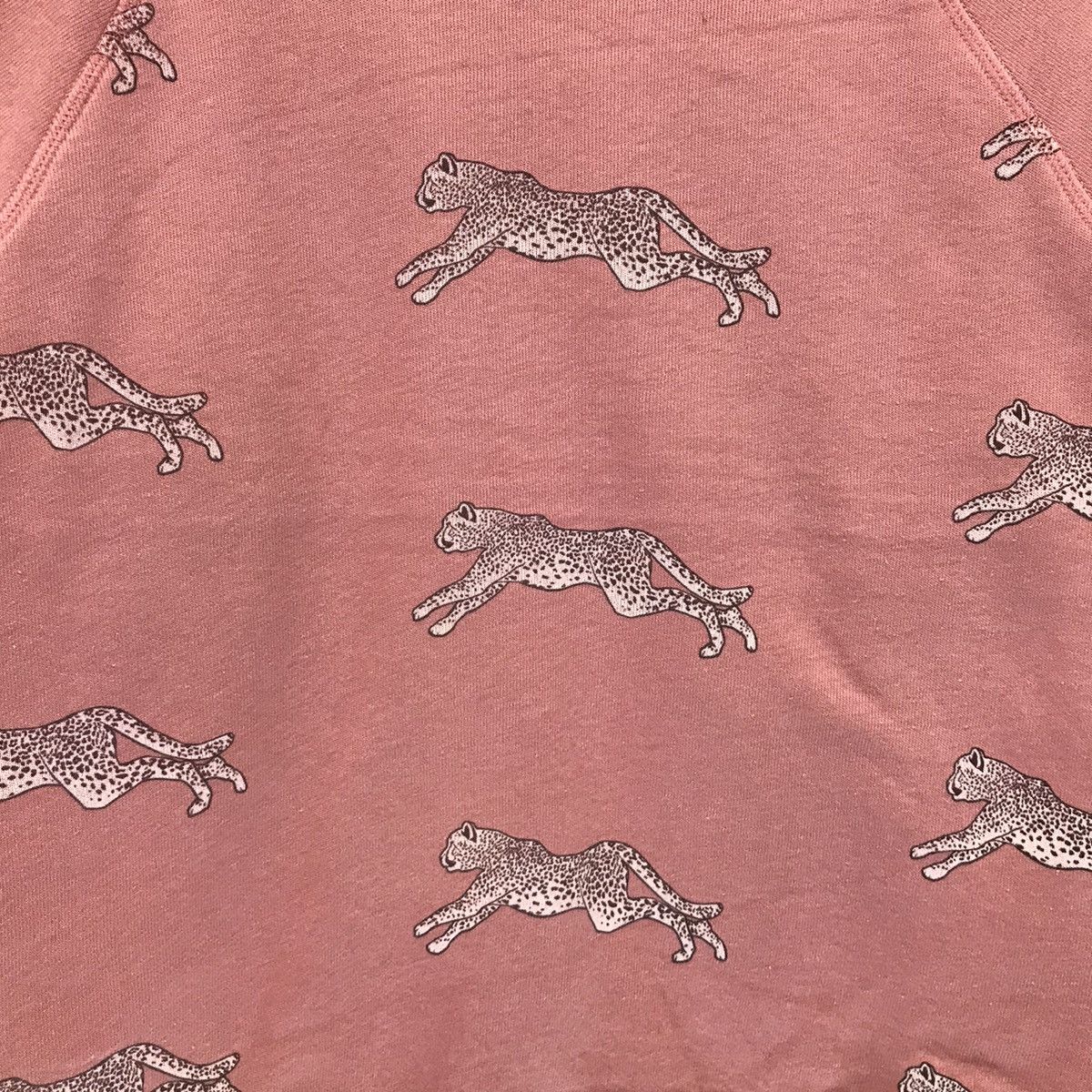 Japanese Brand Wildfox Leopard Full Print Sweatshirt Size US XS / EU 42 / 0 - 3 Thumbnail