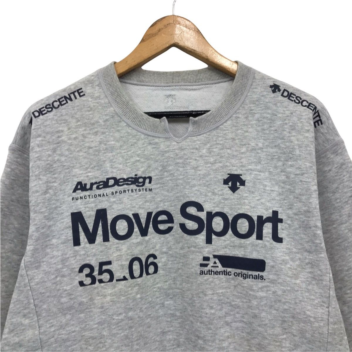 Descente × Japanese Brand Vintage Descente Aura Design Move Sport Sweatshirt Size US L / EU 52-54 / 3 - 2 Thumbnail
