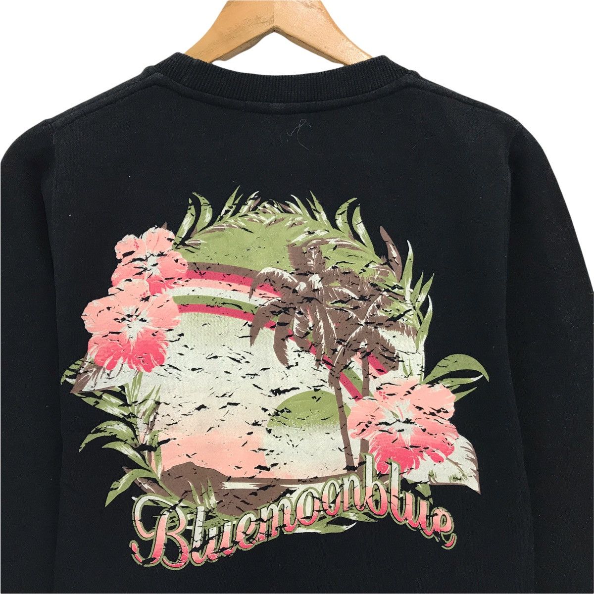 Japanese Brand Vintage Blue Moon Blue Surf Hawaii Design Sweatshirt Size US S / EU 44-46 / 1 - 3 Thumbnail