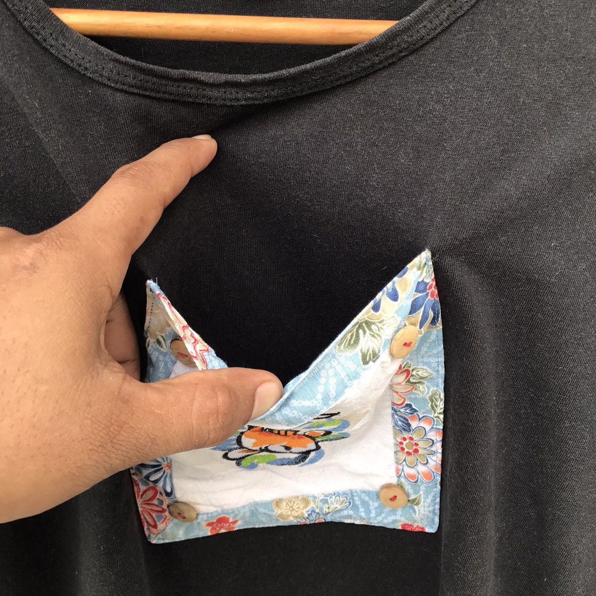 Japanese Brand × Vintage Sukajan Fish Koi Custom T Shirt Single Pocket Size US M / EU 48-50 / 2 - 4 Thumbnail