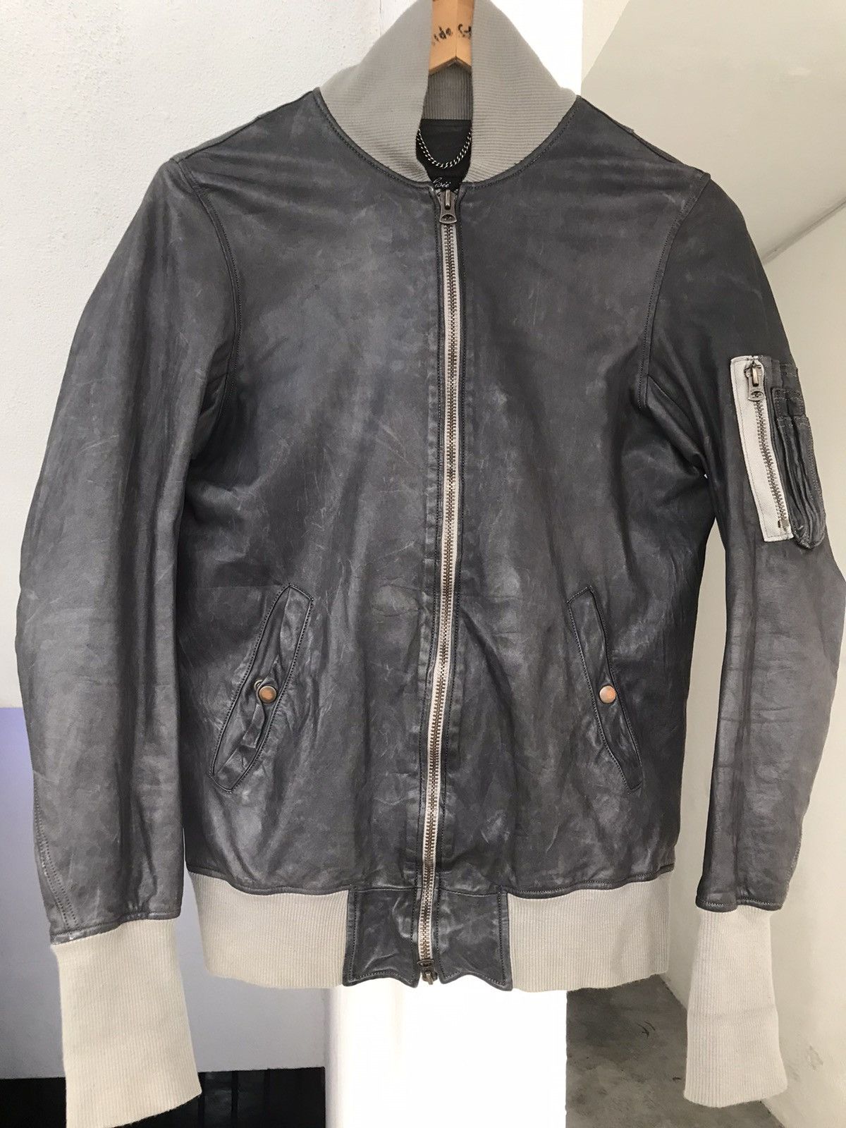 20471120 Vintage Sisii leather Bomber Jacket A5 Size US S / EU 44-46 / 1 - 5 Thumbnail