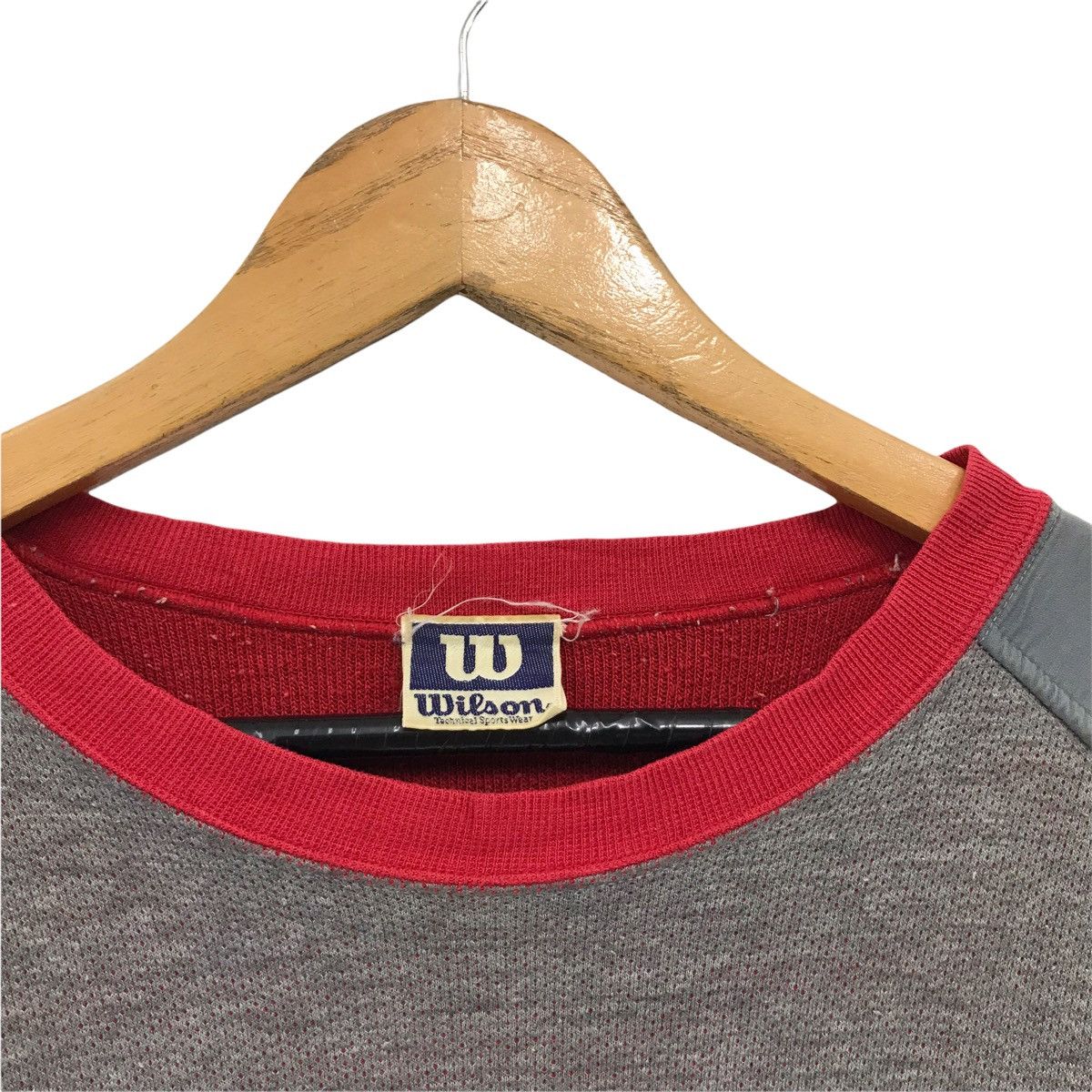 Sports Specialties × Vintage × Wilson Vintage Wilson Small Logo Sweatshirt Size US M / EU 48-50 / 2 - 4 Thumbnail