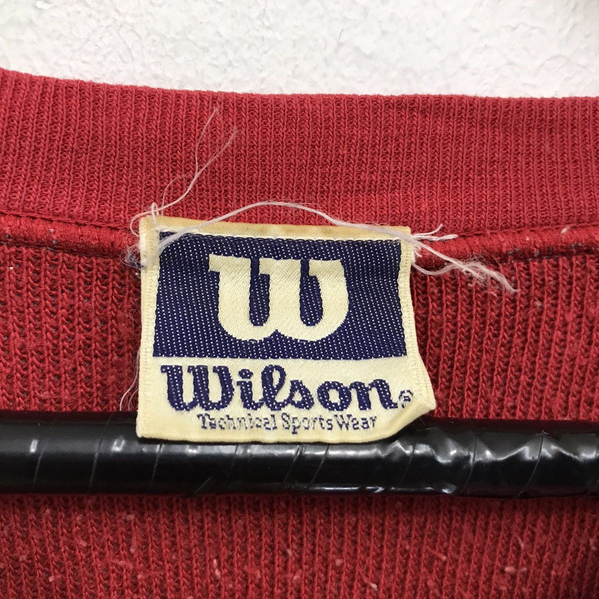 Sports Specialties × Vintage × Wilson Vintage Wilson Small Logo Sweatshirt Size US M / EU 48-50 / 2 - 6 Thumbnail