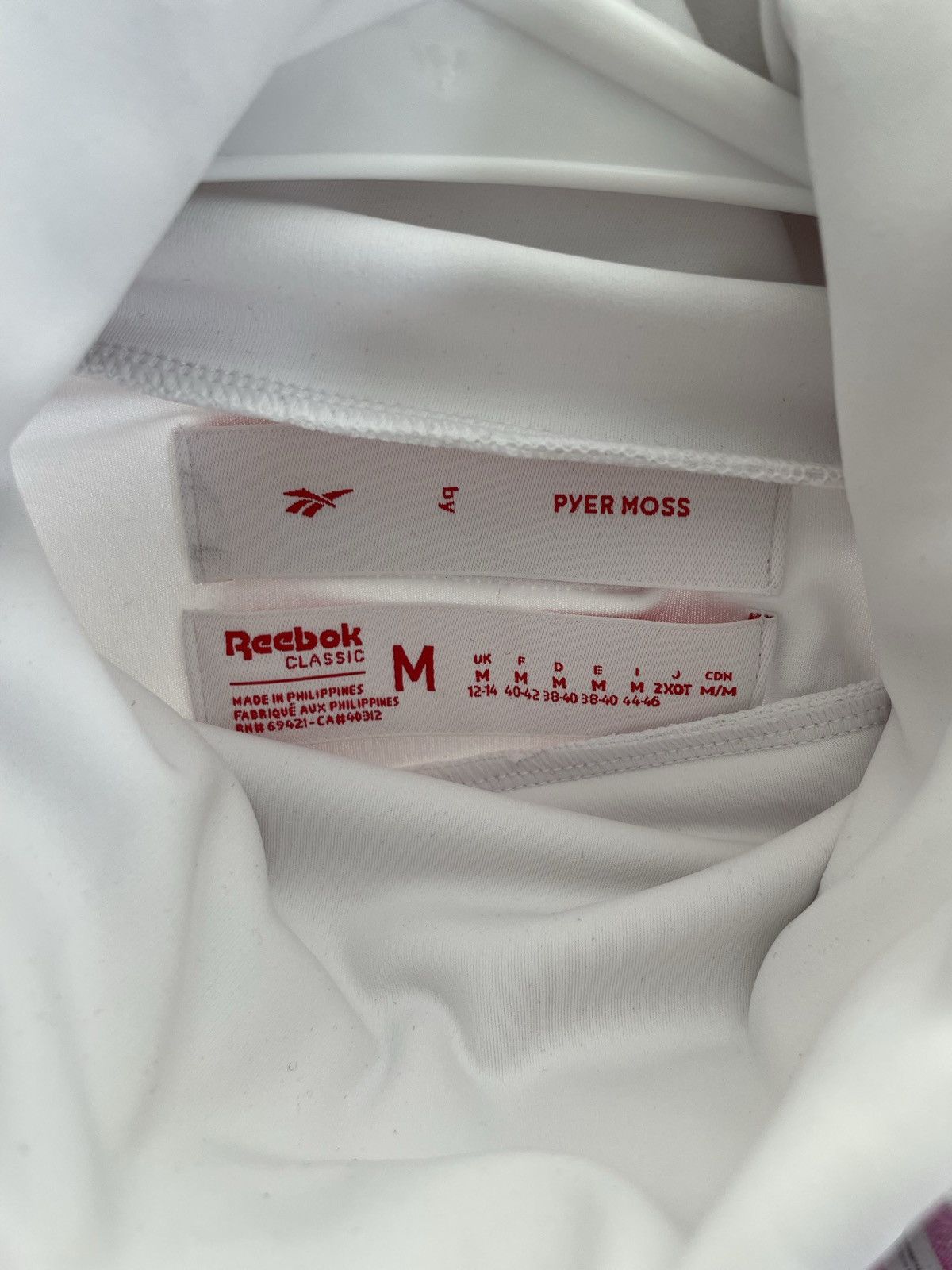 Pyer Moss PYER MOSS REEBOK Collection 3 Turtleneck crop top medium NWT Size M / US 6-8 / IT 42-44 - 6 Thumbnail