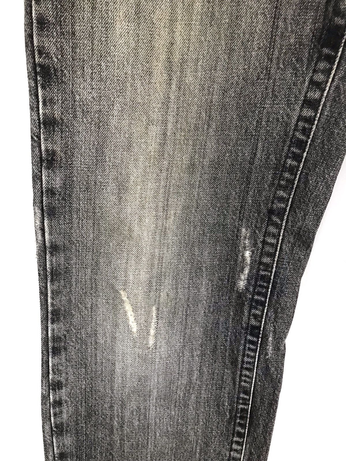 John Richmond Vintage JOHN RICHMOND Italy Ripped Distressed Jeans Size US 32 / EU 48 - 7 Thumbnail